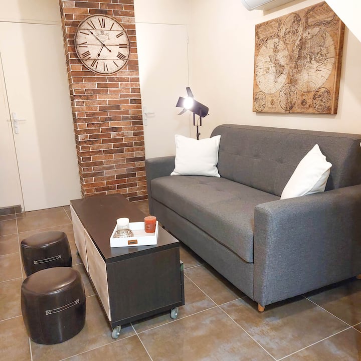 Identifier date Rouge principalement date viroflay surprise