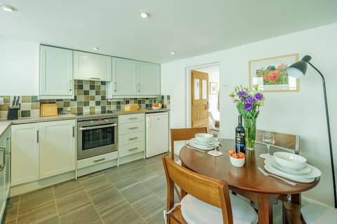 Successful Airbnb property: Poppy Cottage - Aldeburgh Coastal Cottages in Aldeburgh
