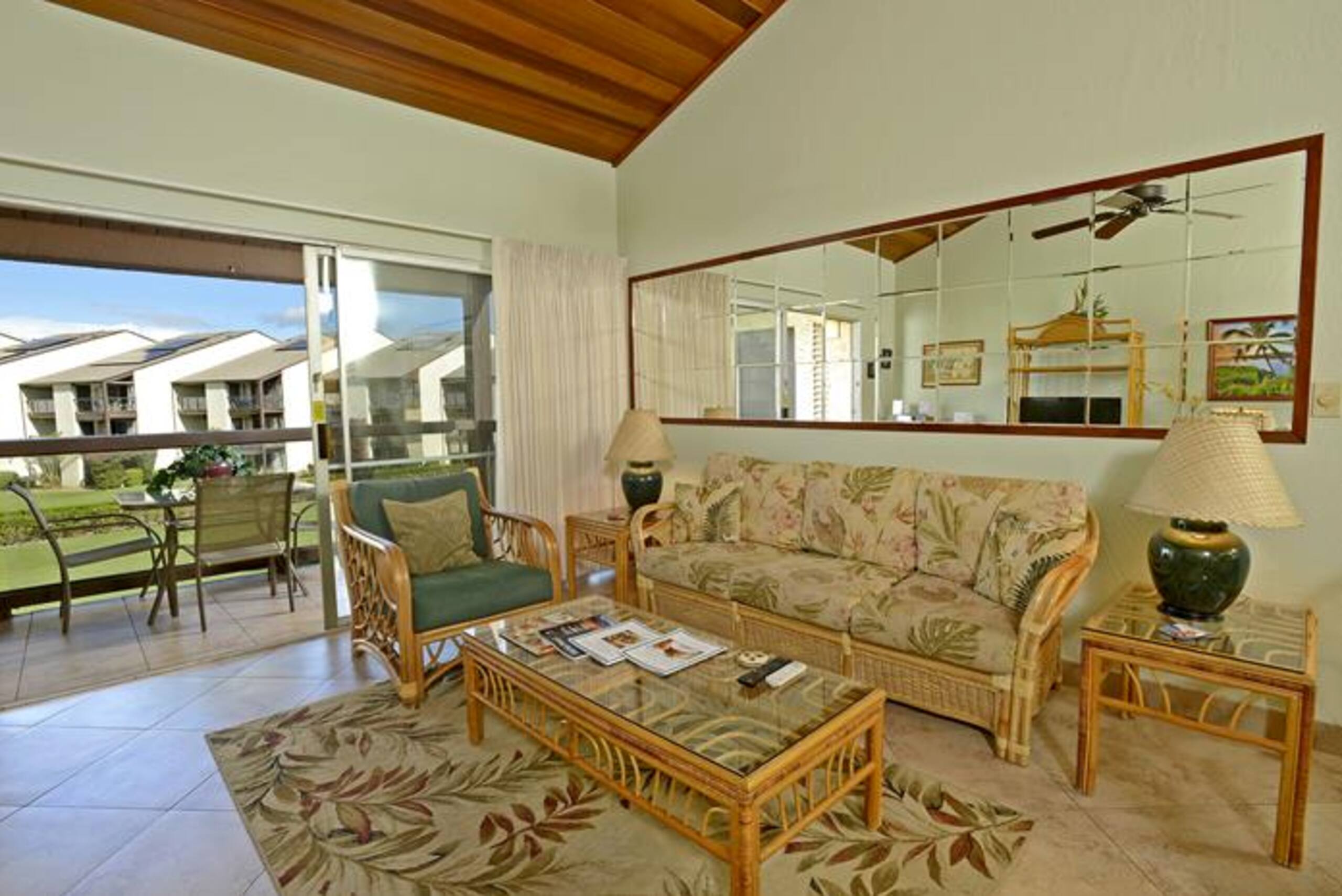 Condo in Kihei · ★4.86 · 2 bedrooms · 4 beds · No bathroom - Image 4