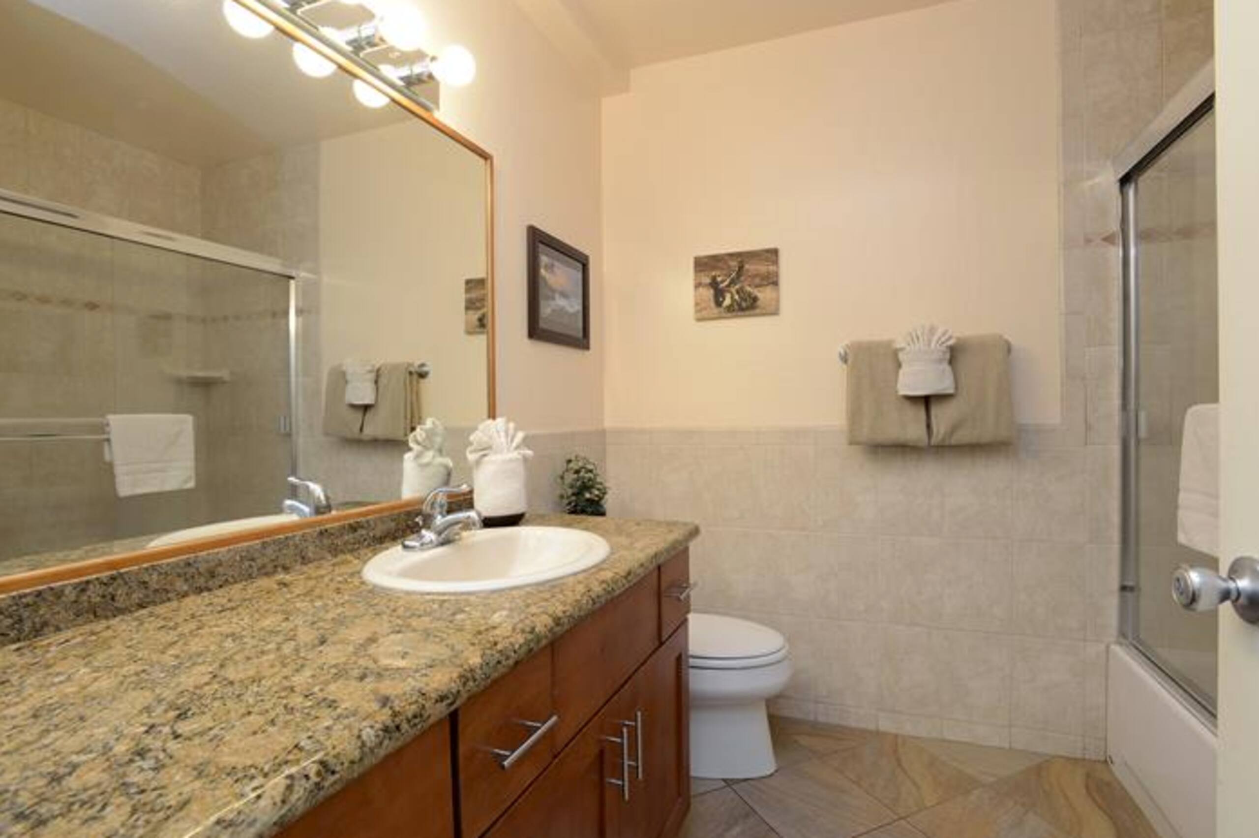 Condo in Kihei · ★4.86 · 2 bedrooms · 4 beds · No bathroom - Image 9