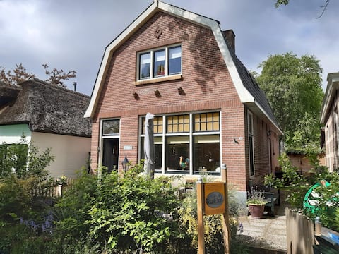 Apartment in Giethoorn by Scenic Canals