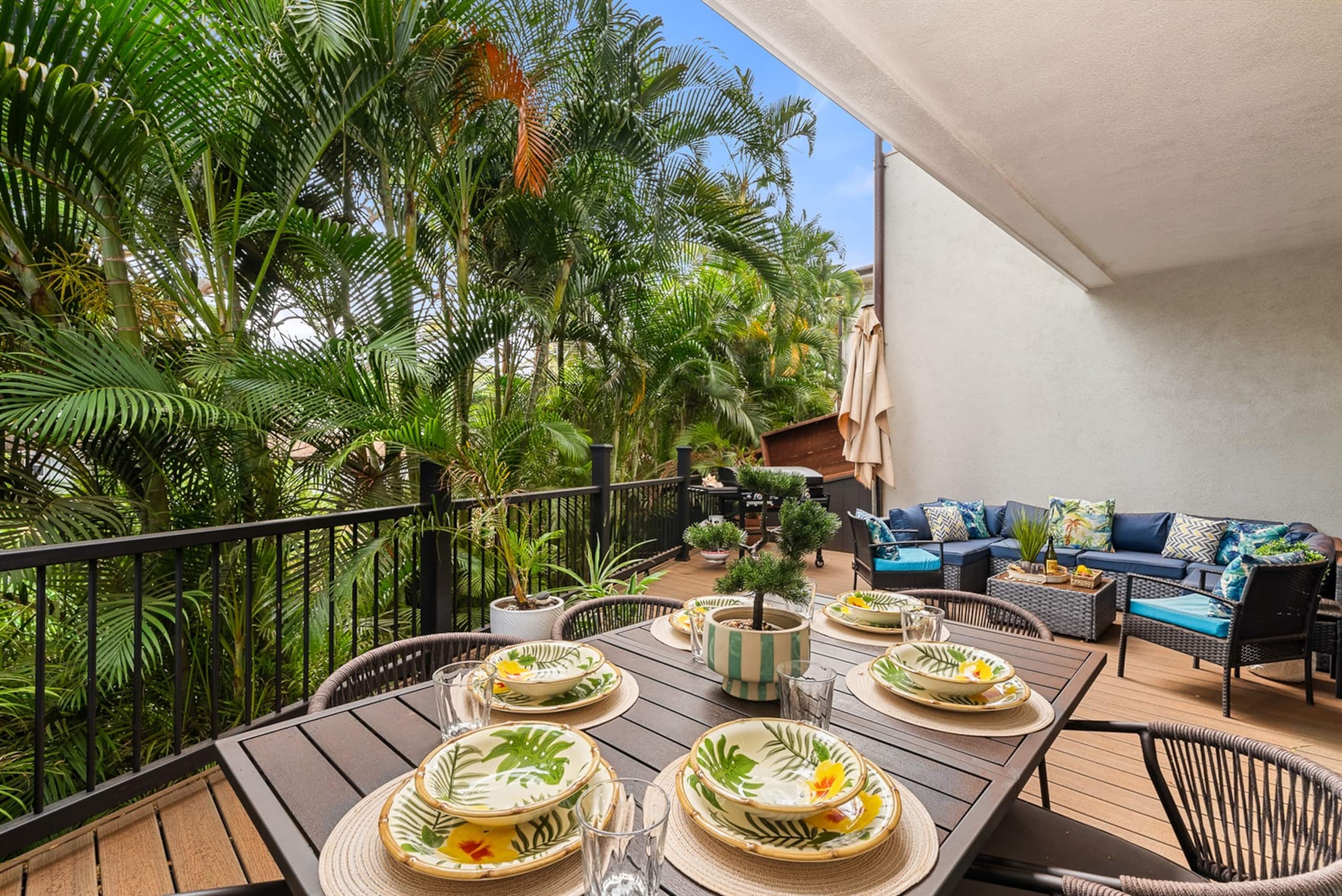 Townhouse in Lahaina · ★4.57 · 3 bedrooms · 5 beds · 2.5 private baths - Image 37