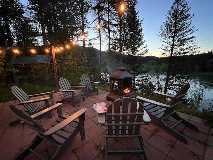 Ultimate Winter getaway! Hot Tub/Sauna/Game Room