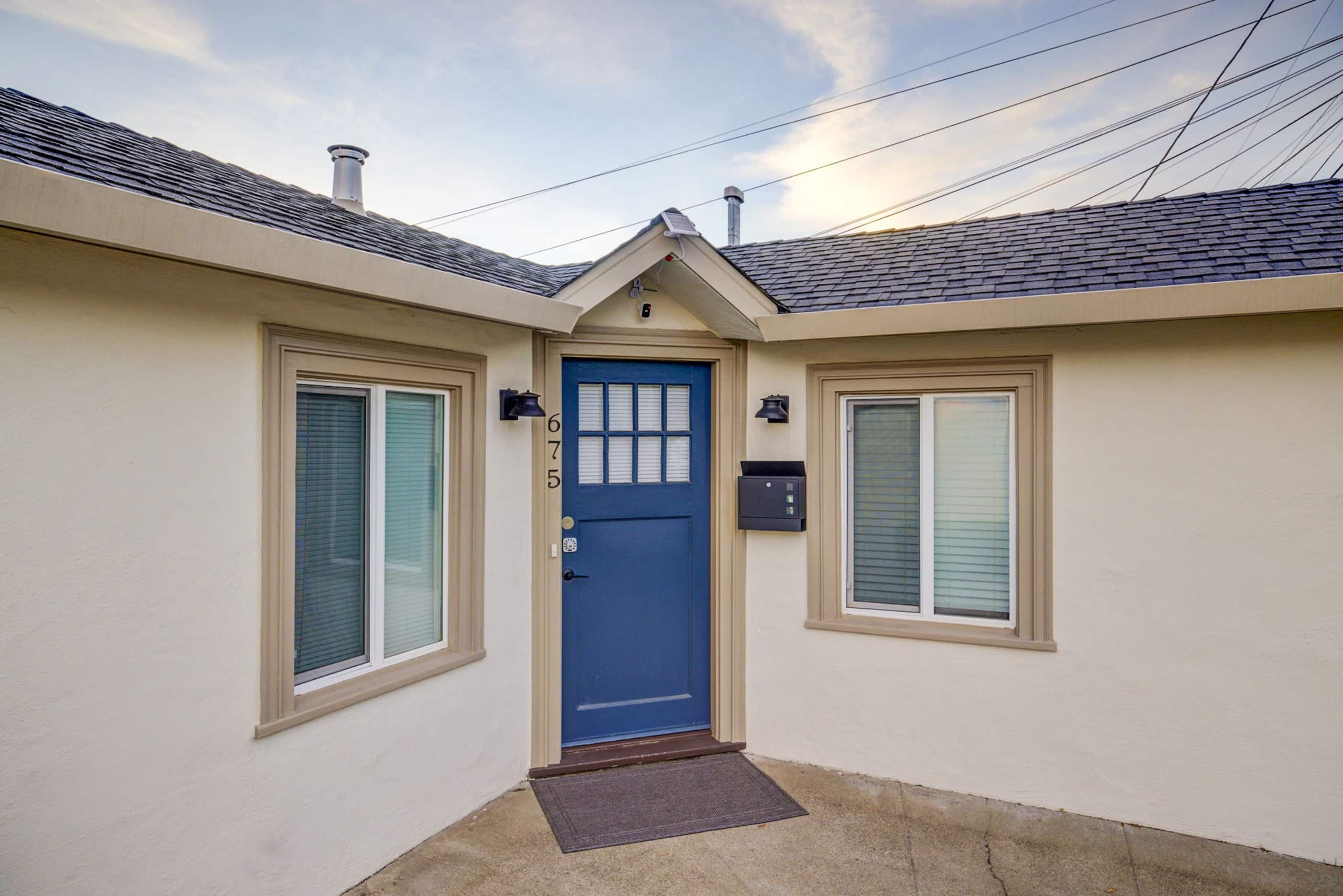 Home in South San Francisco · ★4.74 · 2 bedrooms · 2 beds · 1 private bath - Image 6