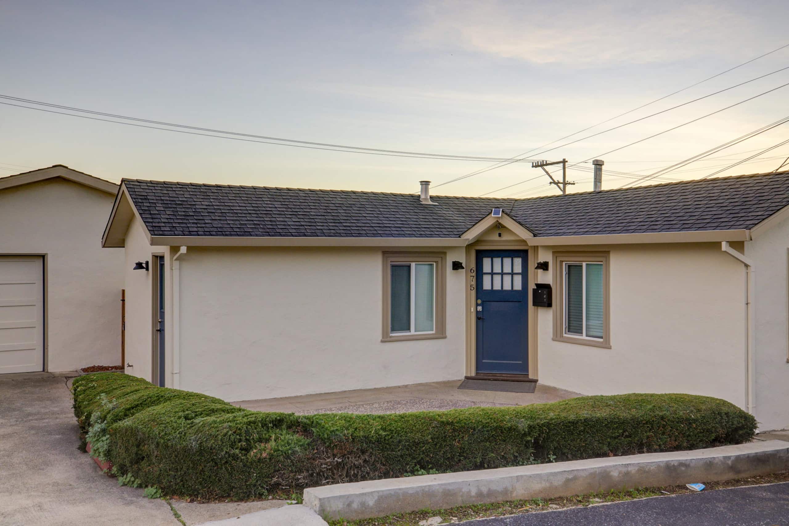 Home in South San Francisco · ★4.74 · 2 bedrooms · 2 beds · 1 private bath - Image 5