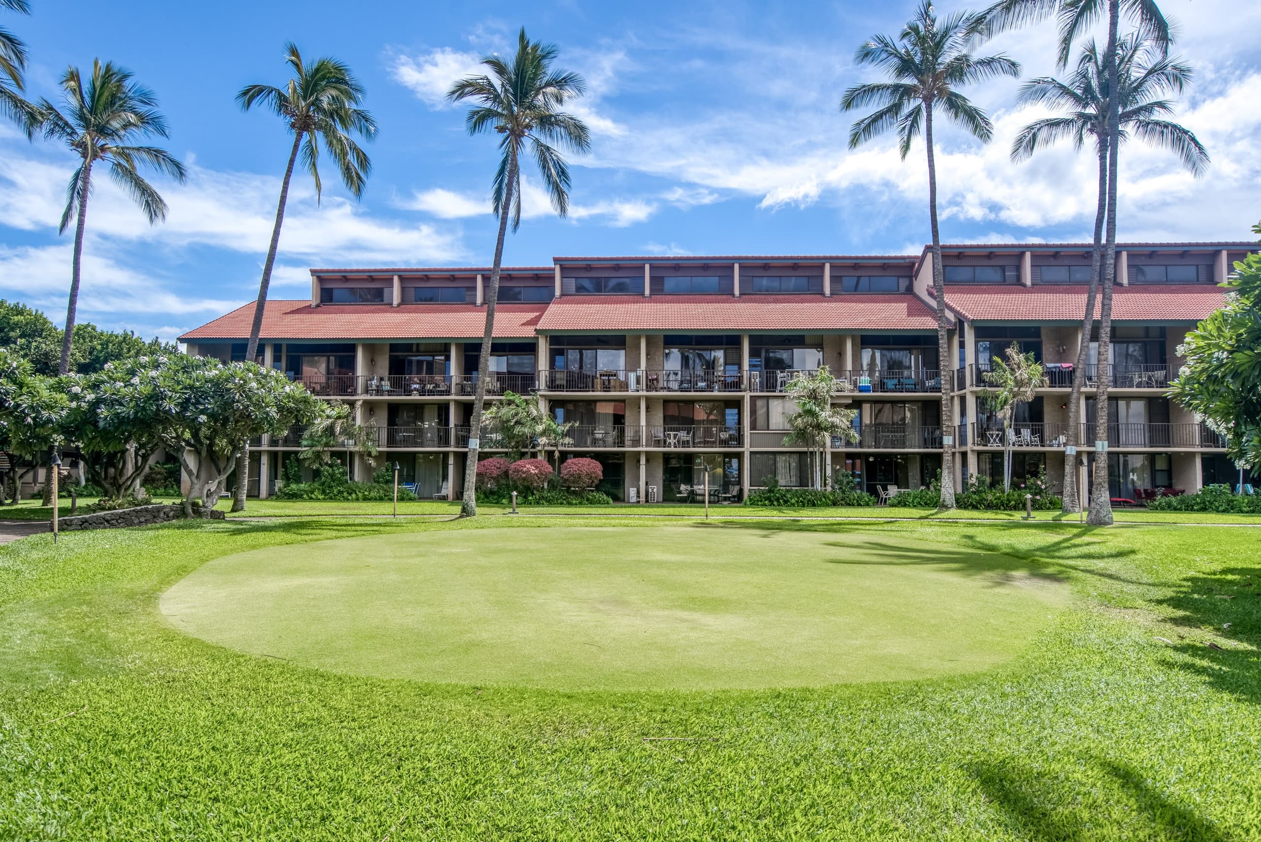 Condo in Kihei · ★4.86 · 2 bedrooms · 4 beds · 2 shared baths - Image 40
