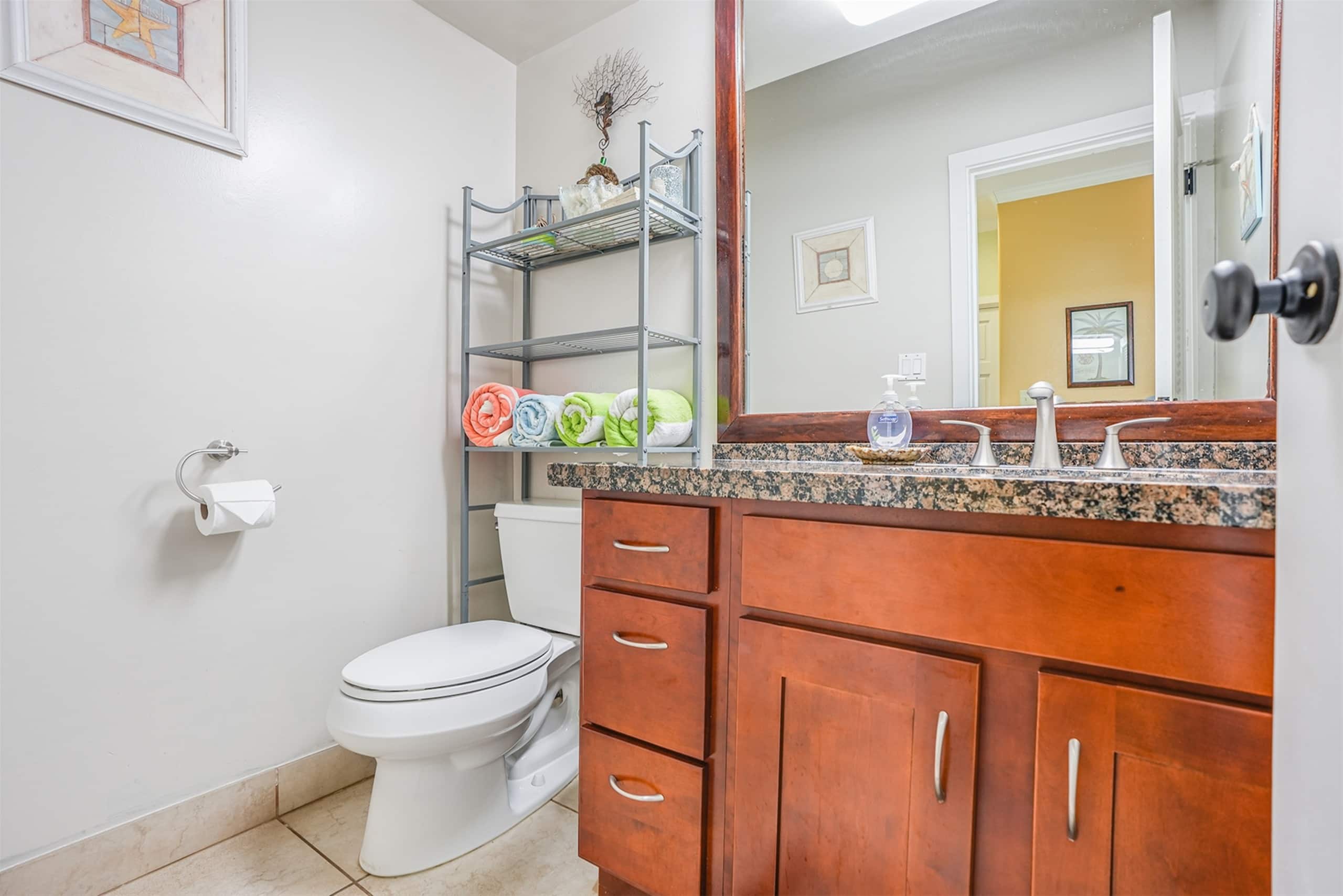 Condo in Kapaa · ★4.8 · 1 bedroom · 2 beds · 1.5 baths - Image 15
