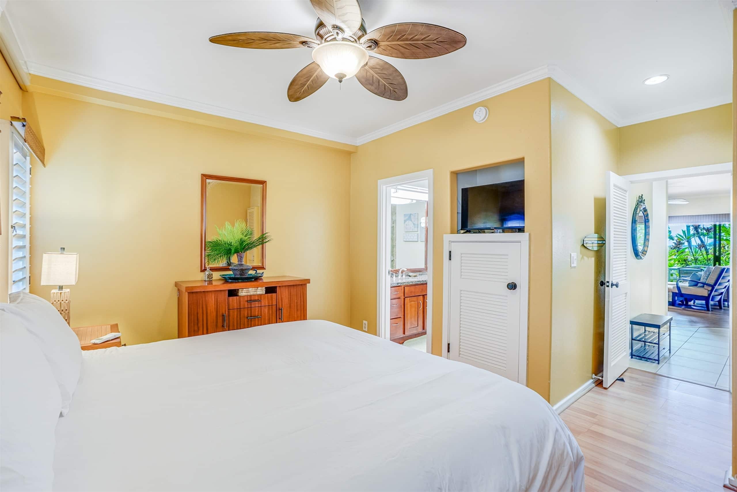 Condo in Kapaa · ★4.8 · 1 bedroom · 2 beds · 1.5 baths - Image 12