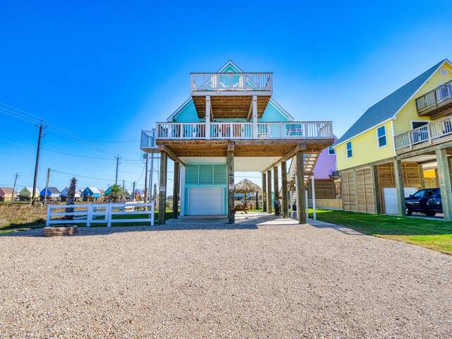 Beach Resort Services managed Airbnb listing 3