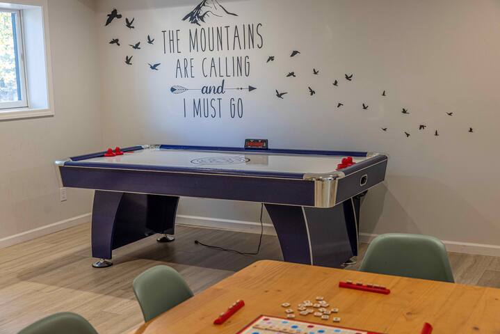 Group House, Game Room, Hiking & Breweries gallery image 3