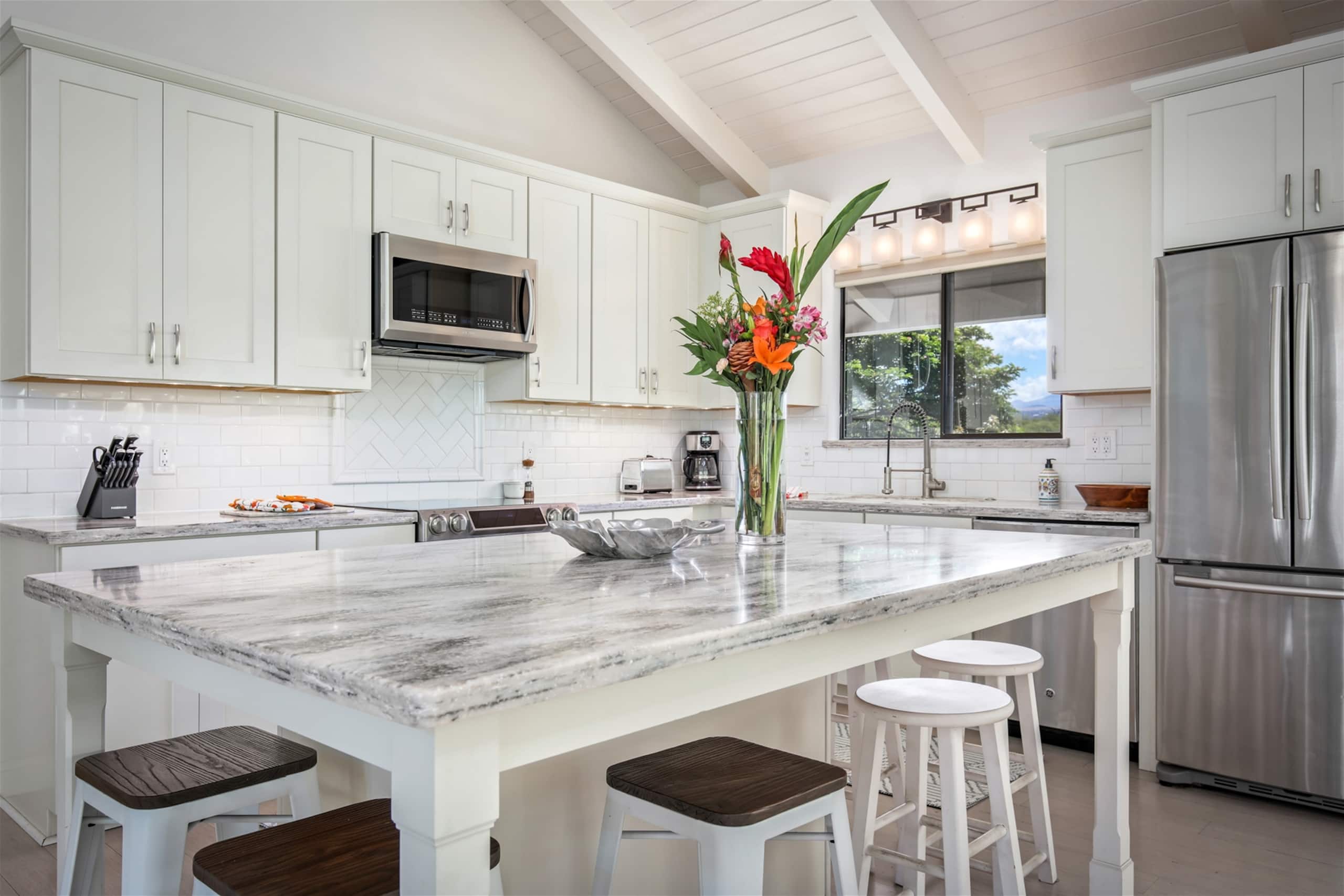 Home in Waimea · ★4.97 · 4 bedrooms · 5 beds · 3 baths - Image 14