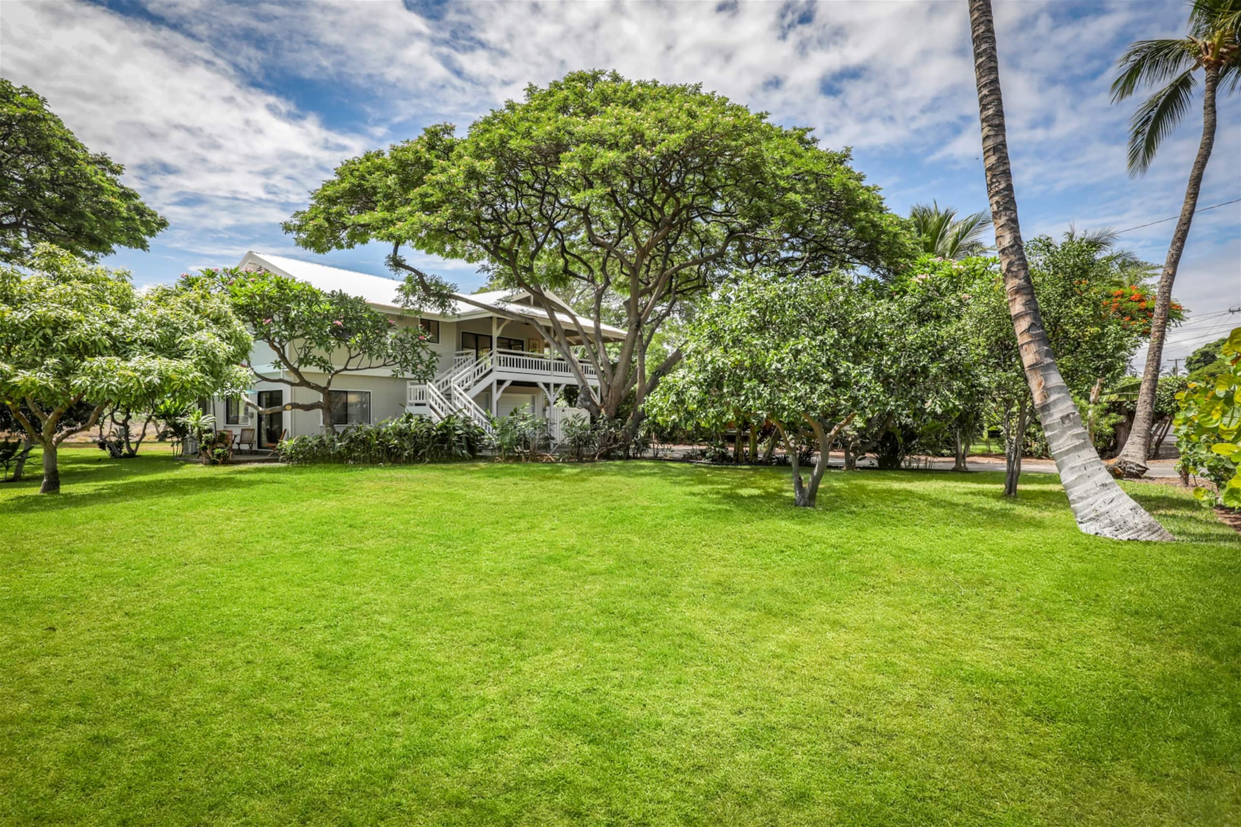 Home in Waimea · ★4.97 · 4 bedrooms · 5 beds · 3 baths - Image 3