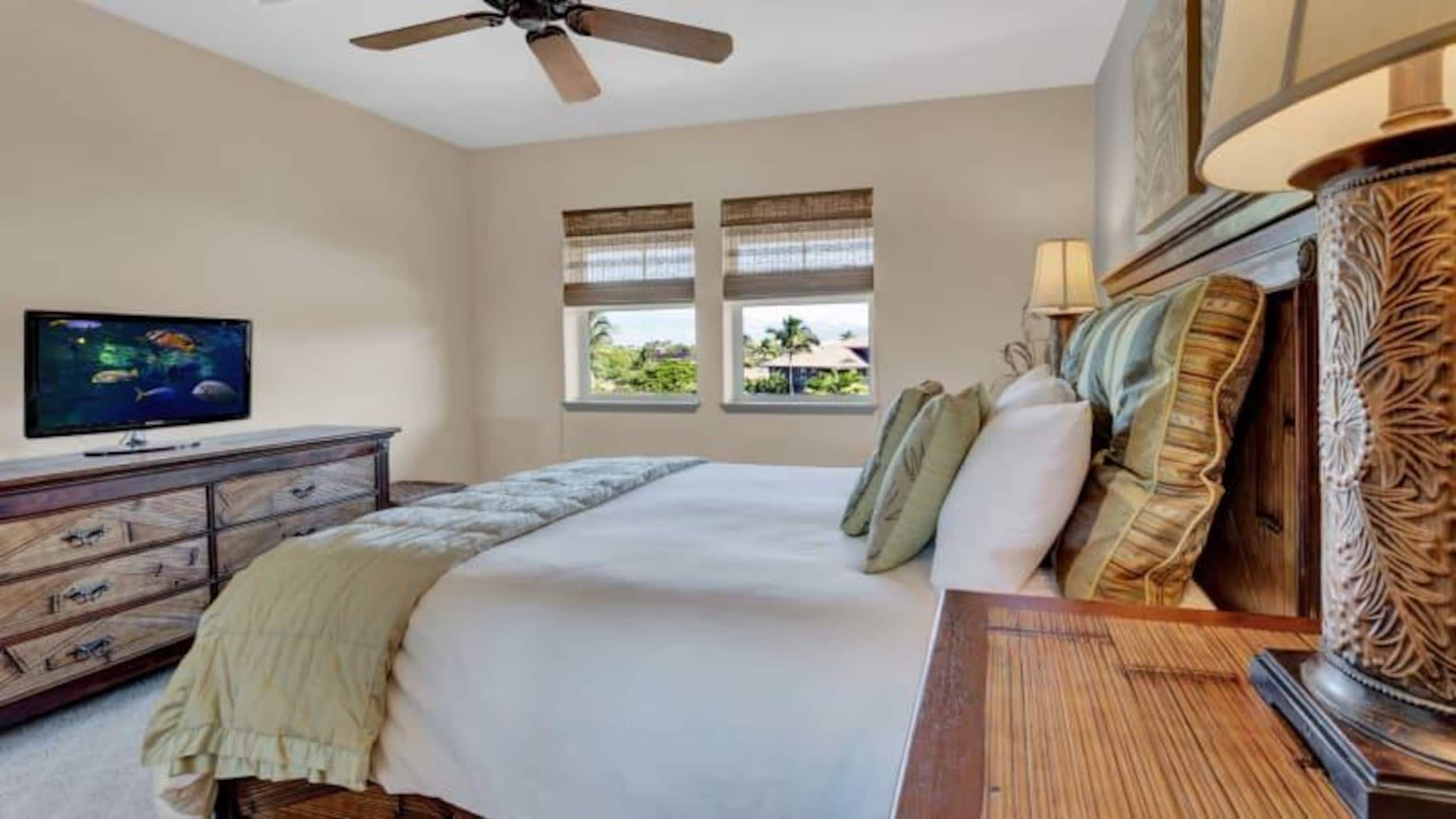 Private lanai & pool access near Kohala Coast - Photo 28