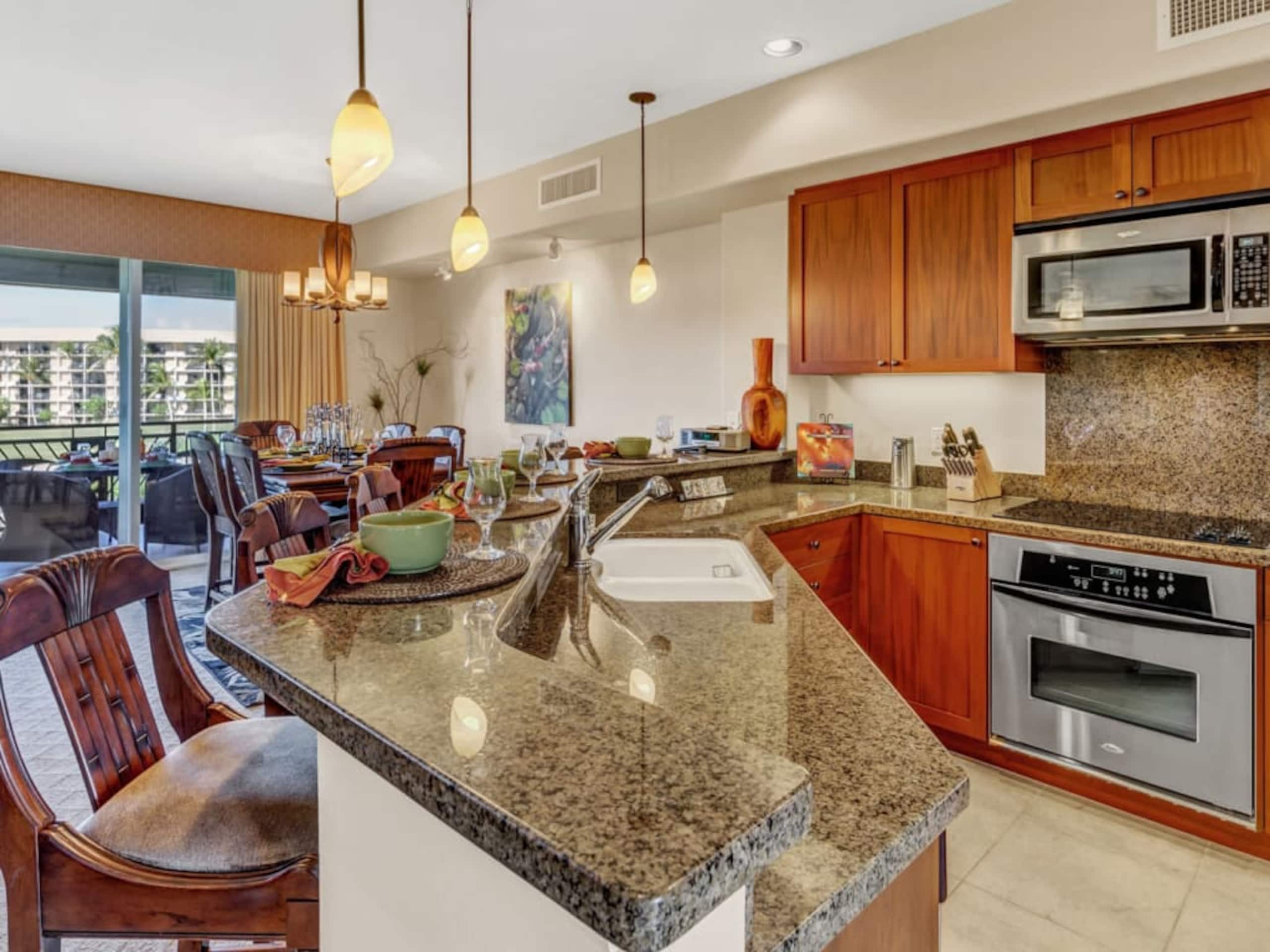 Private lanai & pool access near Kohala Coast - Photo 44