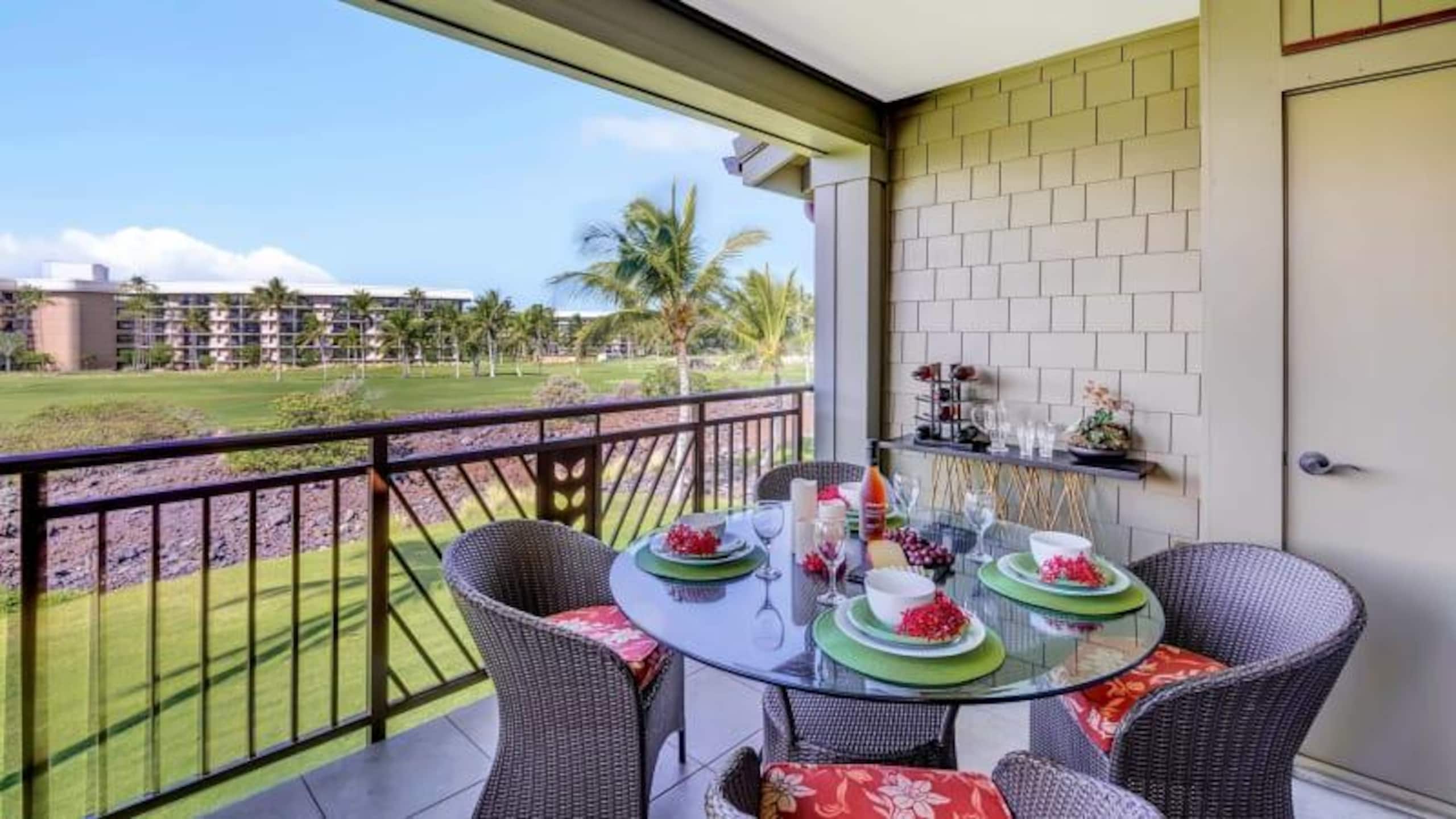 Private lanai & pool access near Kohala Coast - Photo 5