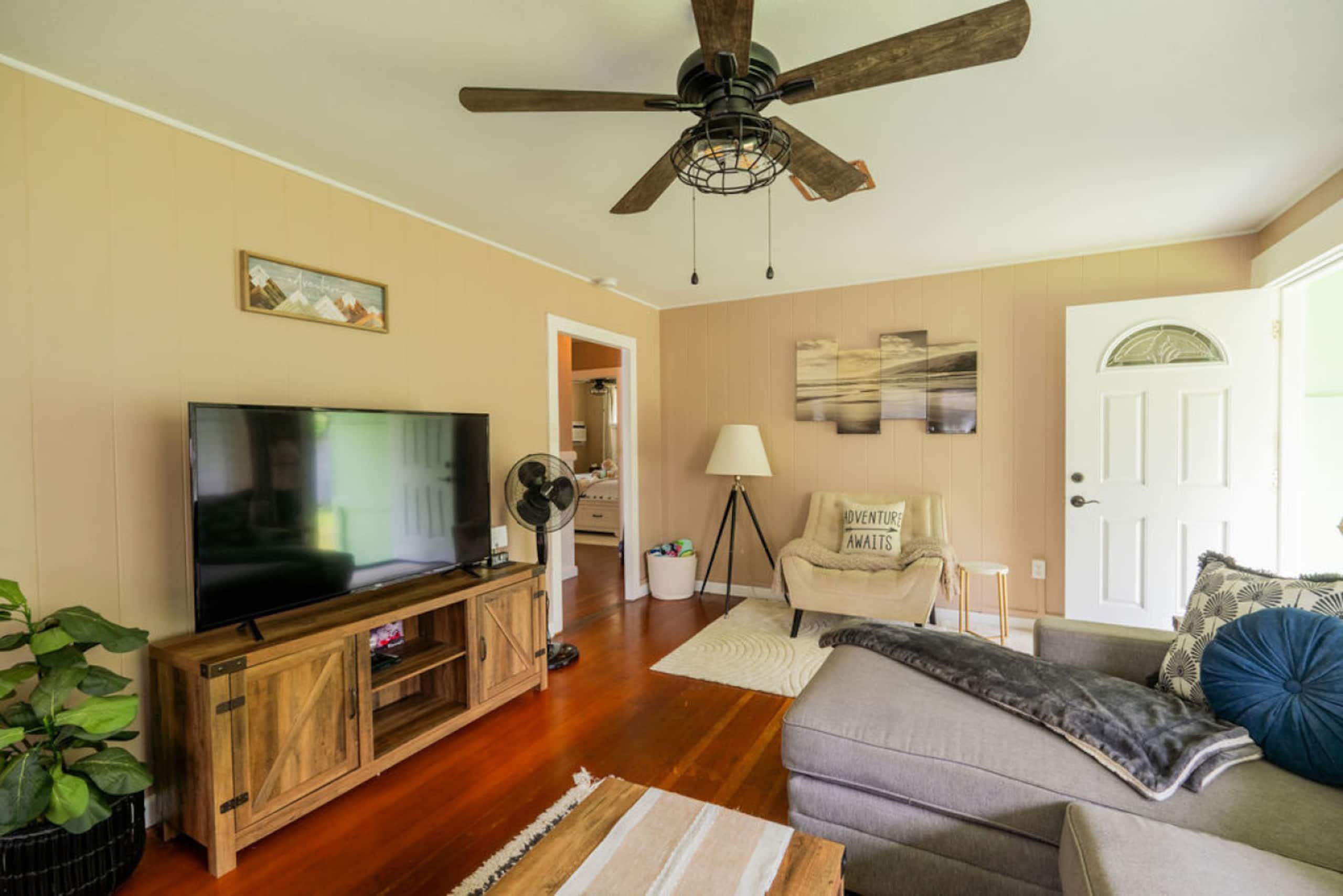 Home in Hilo · ★4.82 · 3 bedrooms · 3 beds · 1 bath - Image 4