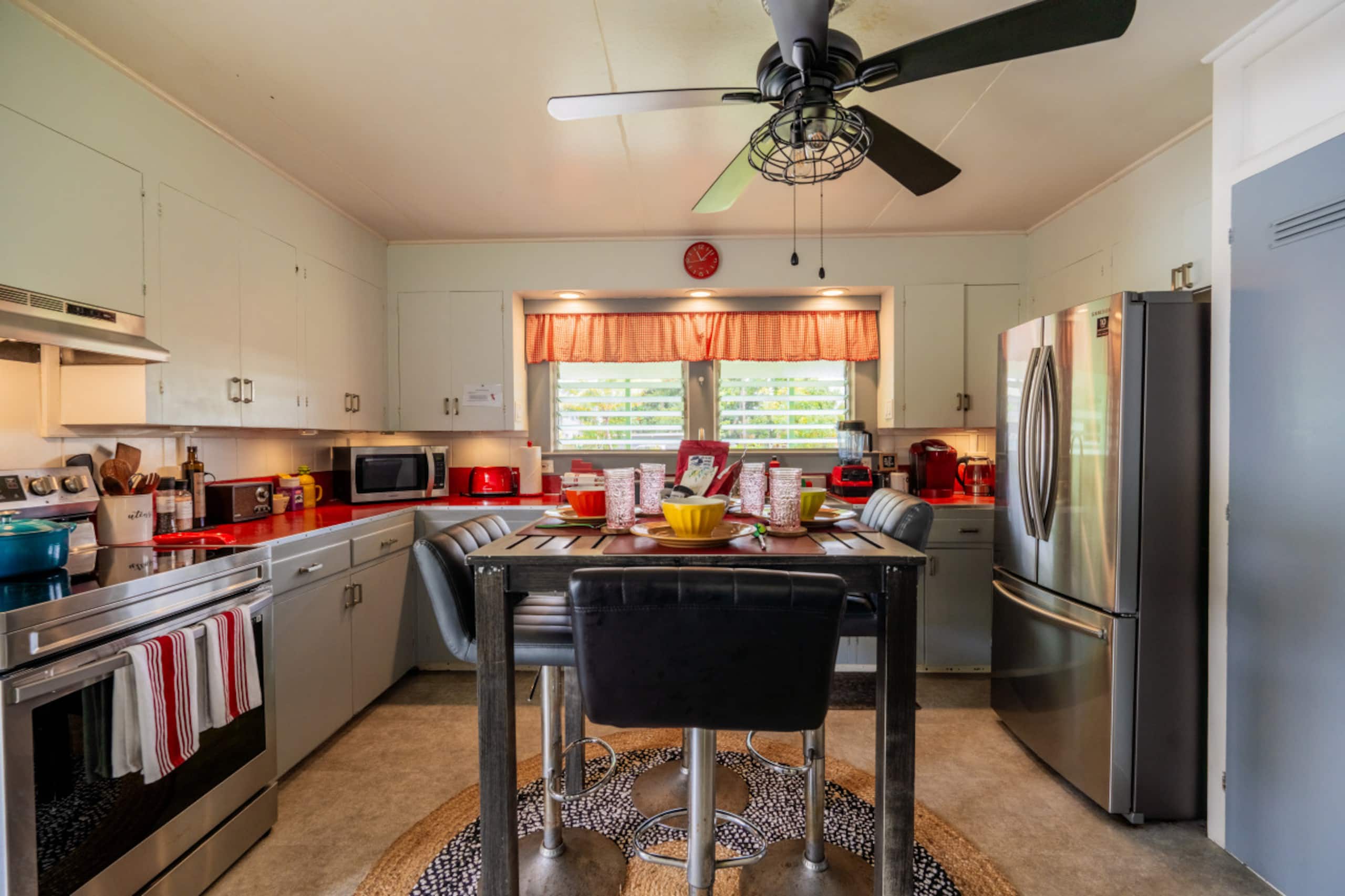 Home in Hilo · ★4.82 · 3 bedrooms · 3 beds · 1 bath - Image 19