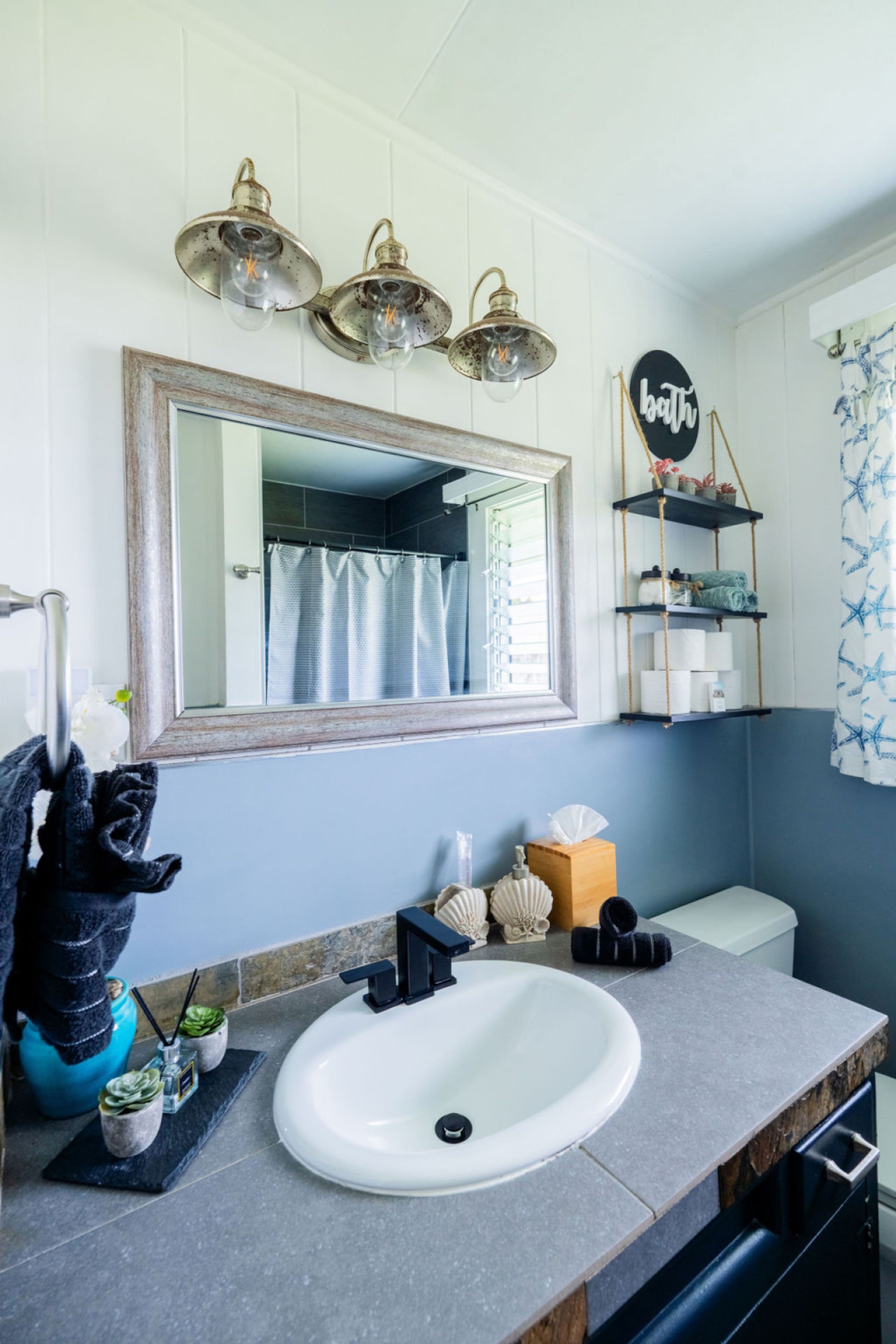 Home in Hilo · ★4.82 · 3 bedrooms · 3 beds · 1 bath - Image 46