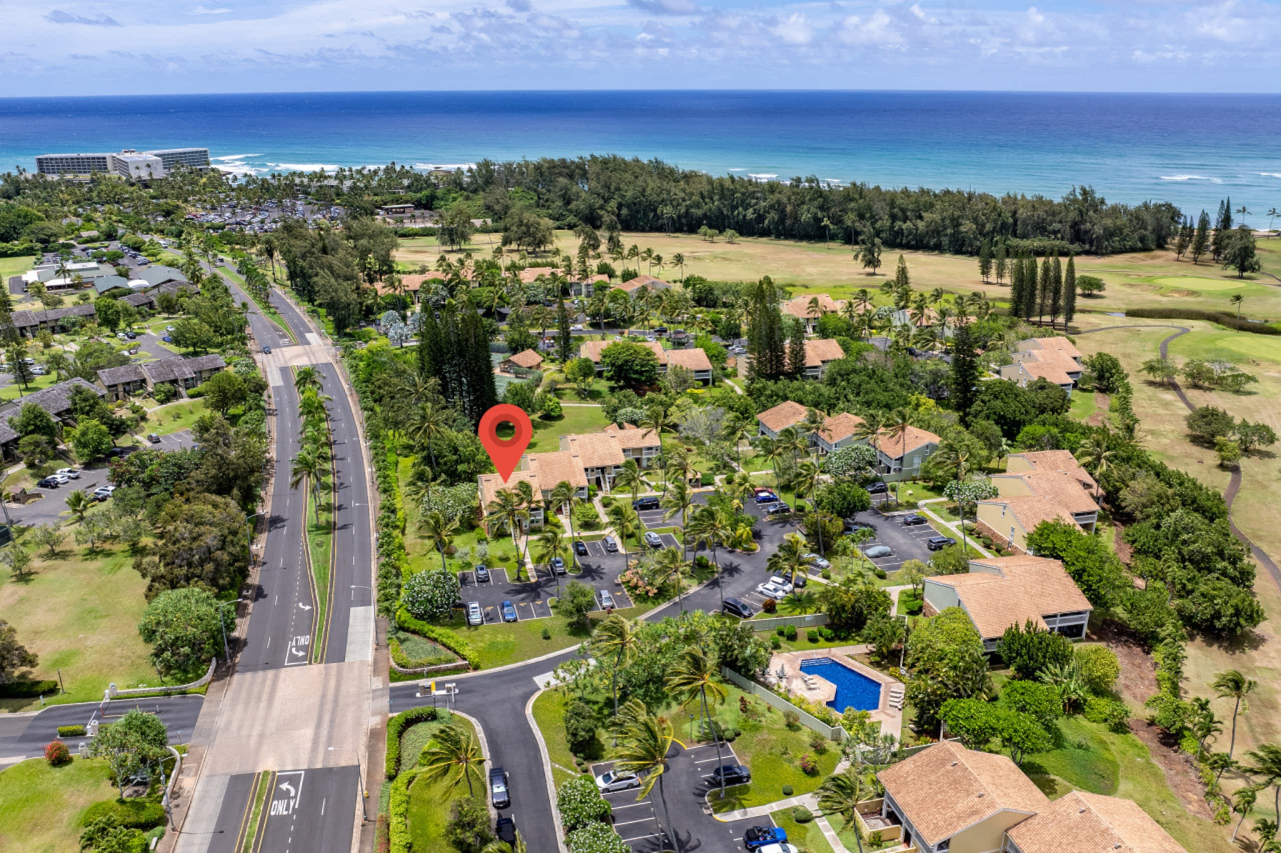 Home in Kahuku · ★4.71 · 2 bedrooms · 2 beds · 2 private baths - Image 42