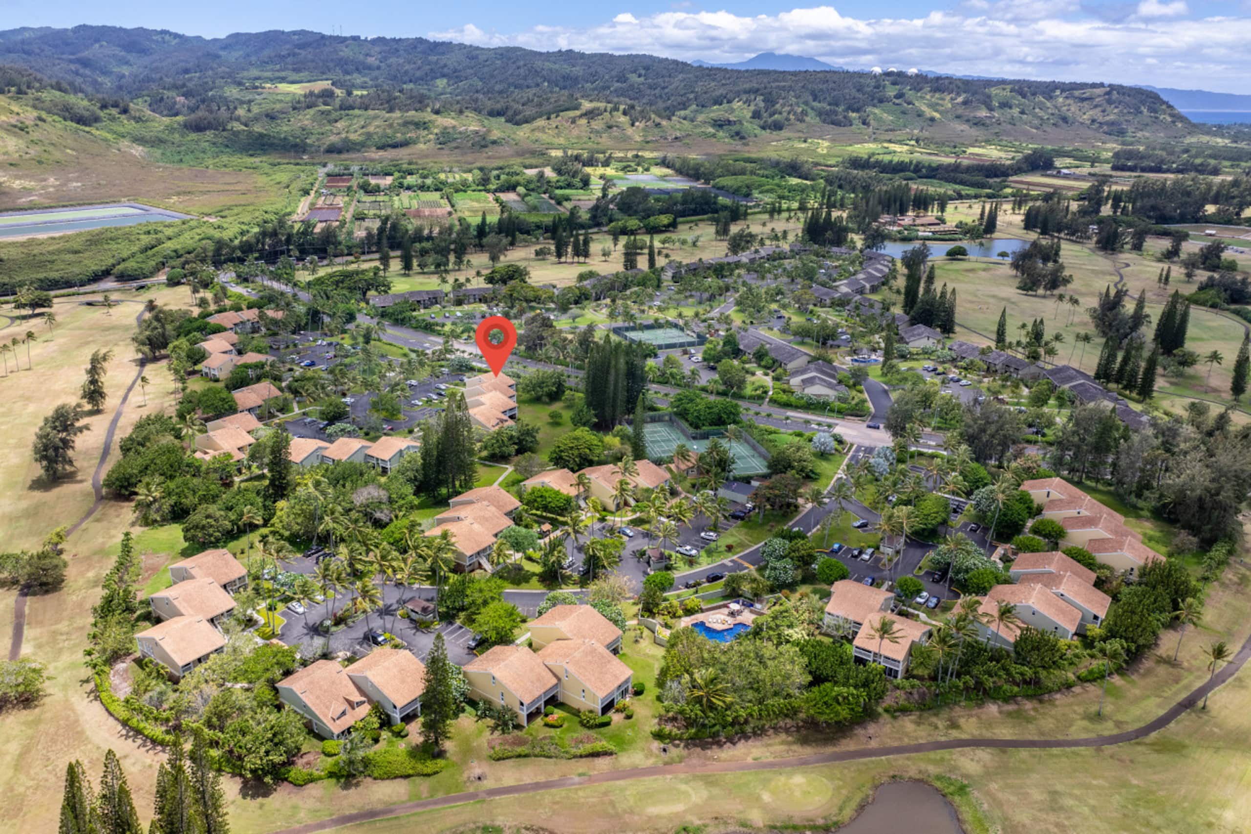 Home in Kahuku · ★4.71 · 2 bedrooms · 2 beds · 2 private baths - Image 44