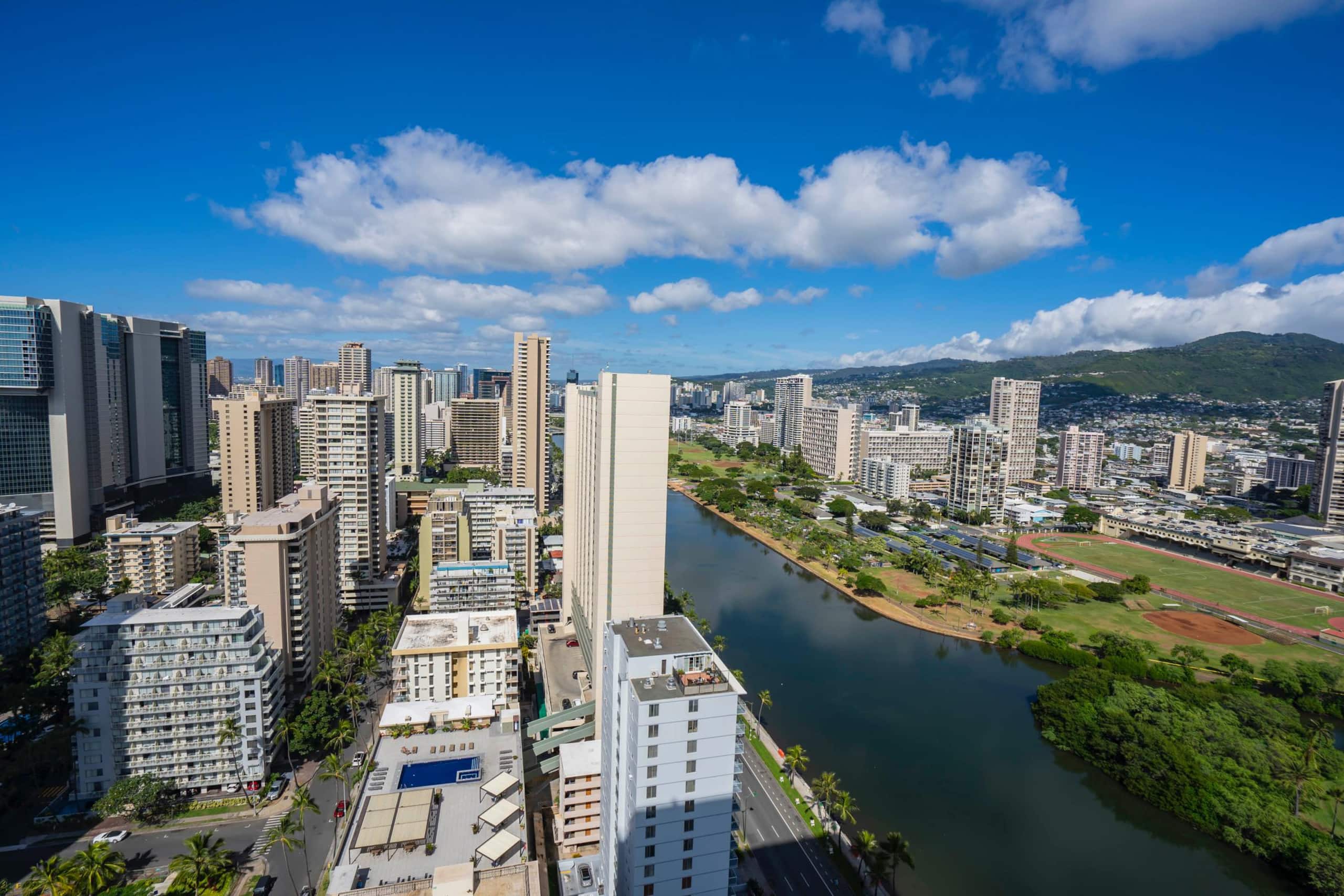 Condo in Honolulu · ★4.25 · 1 bedroom · 2 beds · 1 bath - Image 51