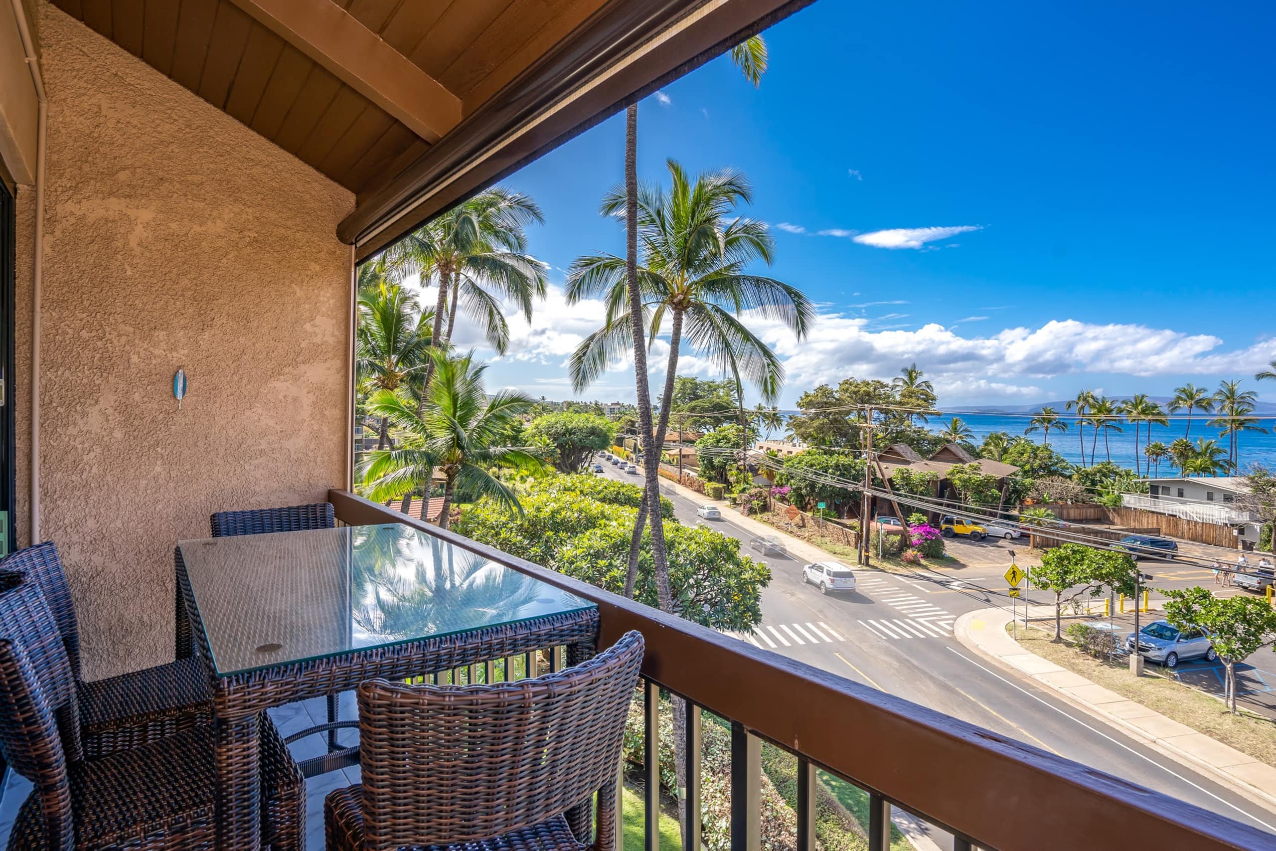 Condo in Kihei · ★5.0 · 2 bedrooms · 3 beds · 2 private baths - Image 33