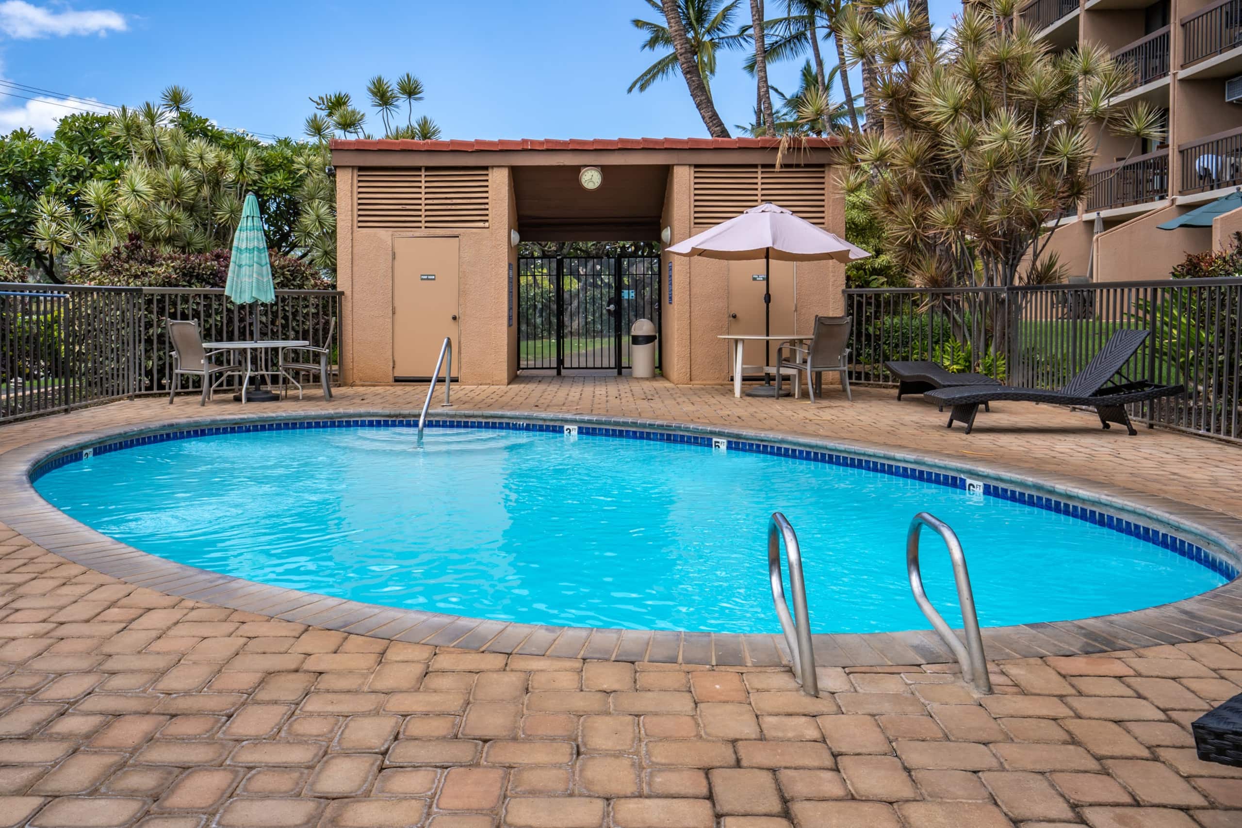 Condo in Kihei · ★5.0 · 2 bedrooms · 3 beds · 2 private baths - Image 39