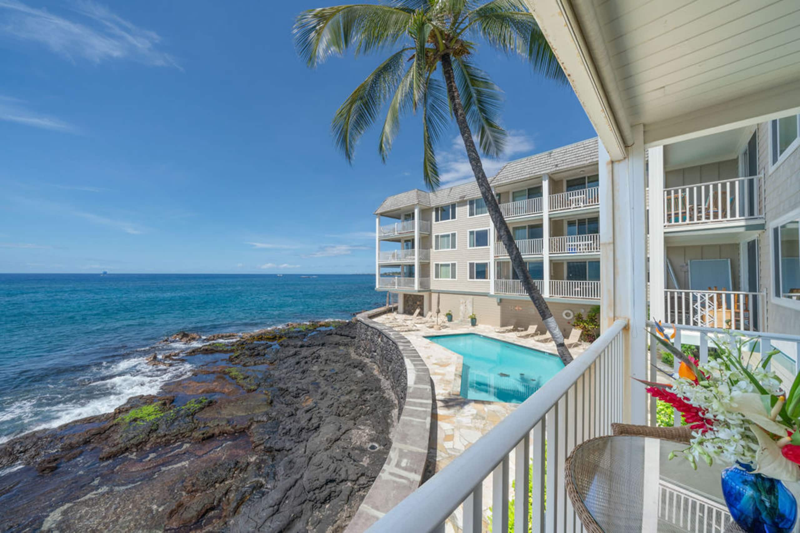 Condo in Kailua-Kona · ★5.0 · 1 bedroom · 2 beds · 1 bath - Image 11