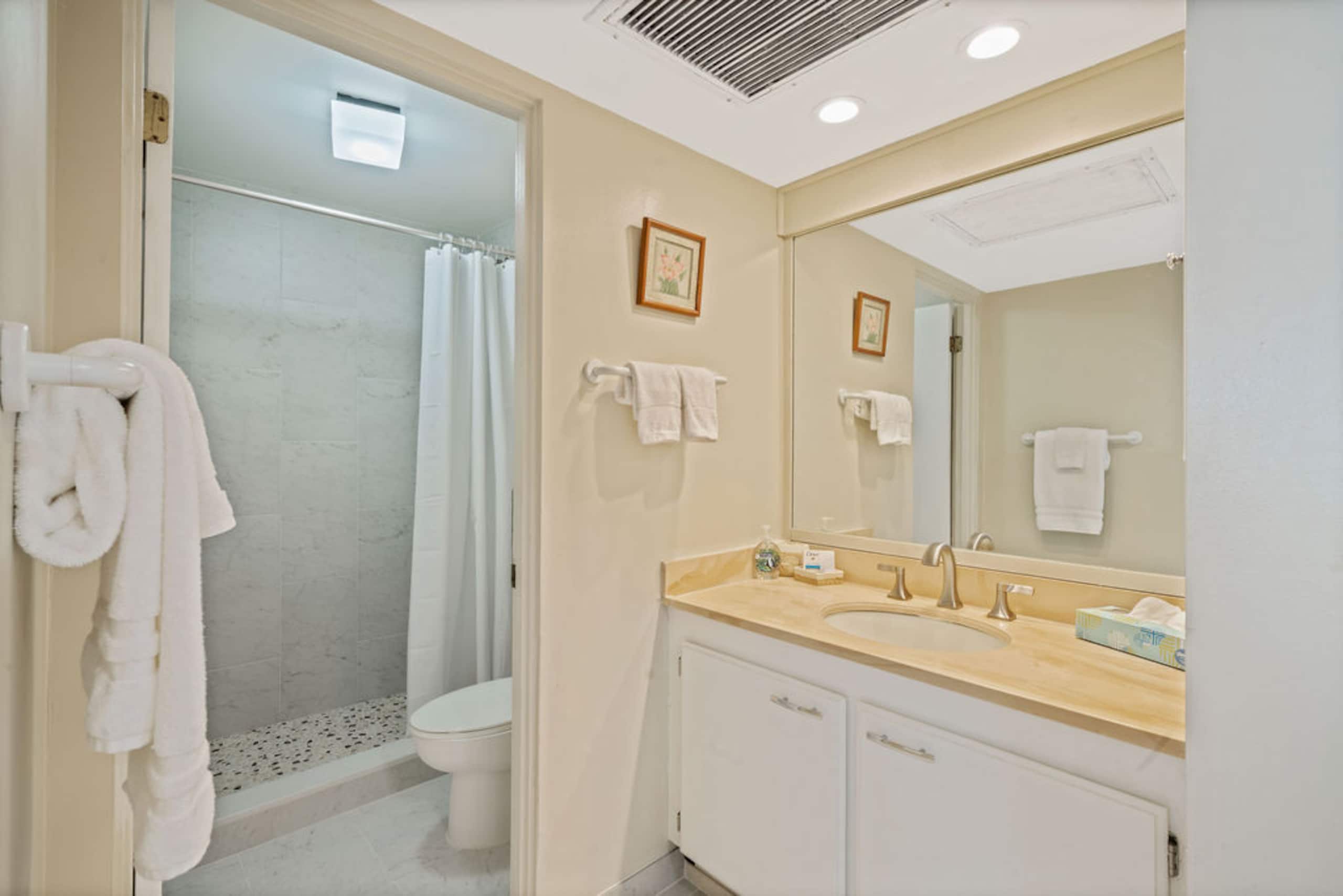 Condo in Kailua-Kona · ★5.0 · 1 bedroom · 2 beds · 1 bath - Image 8