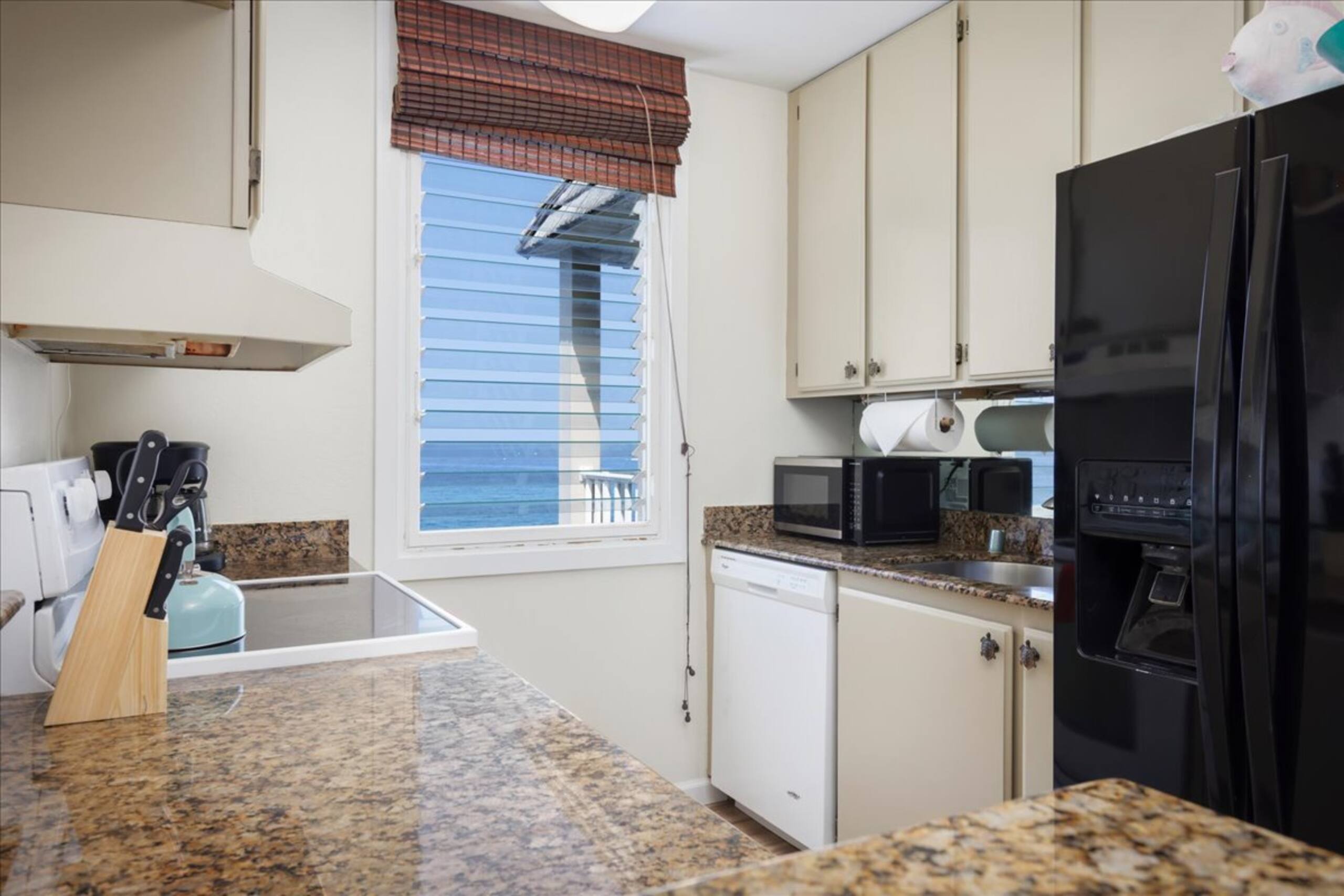 Condo in Kailua-Kona · ★4.5 · 1 bedroom · 1 bed · 1 bath - Image 15