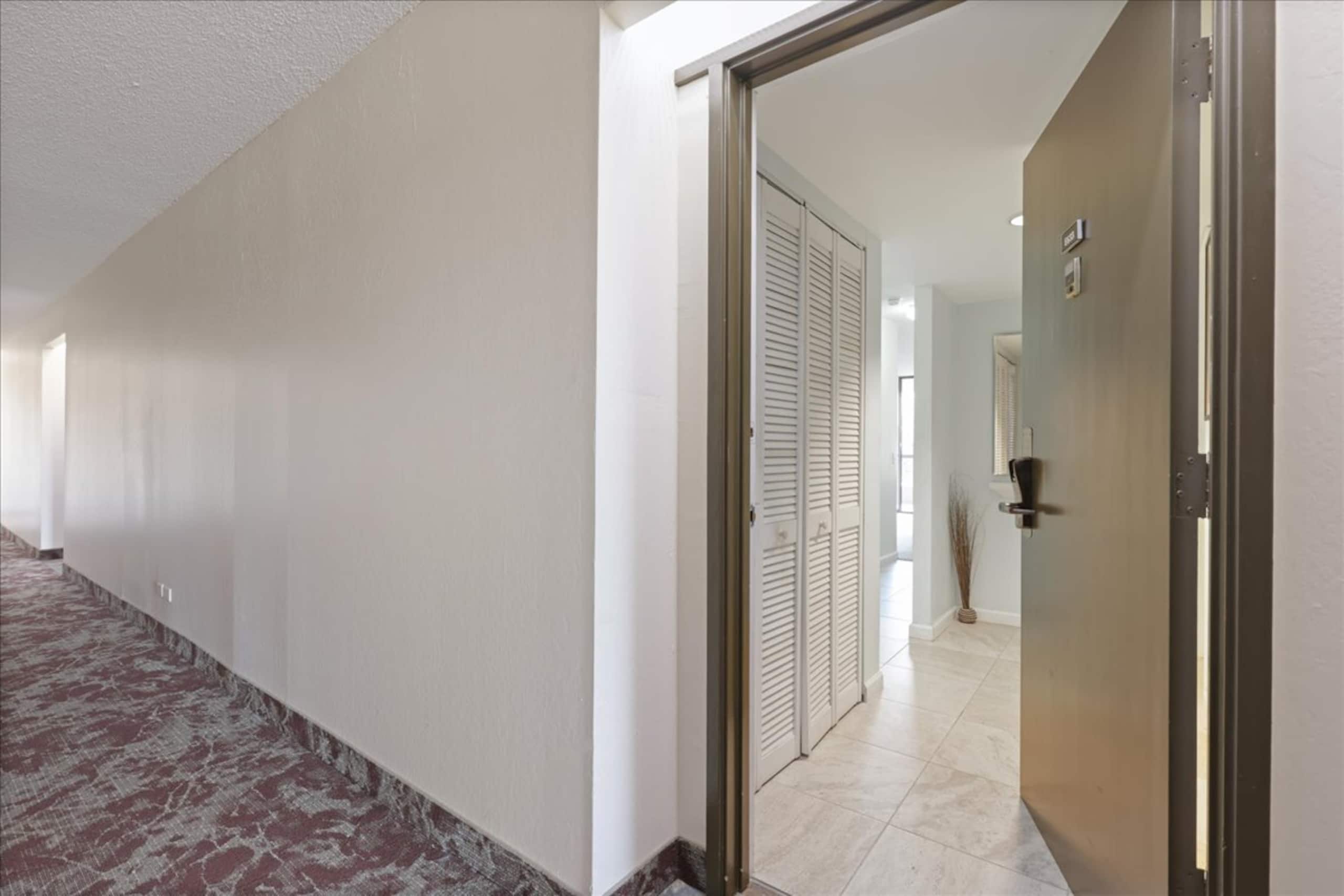 Condo in Kailua-Kona · ★4.6 · 1 bedroom · 2 beds · 2 private baths - Image 6