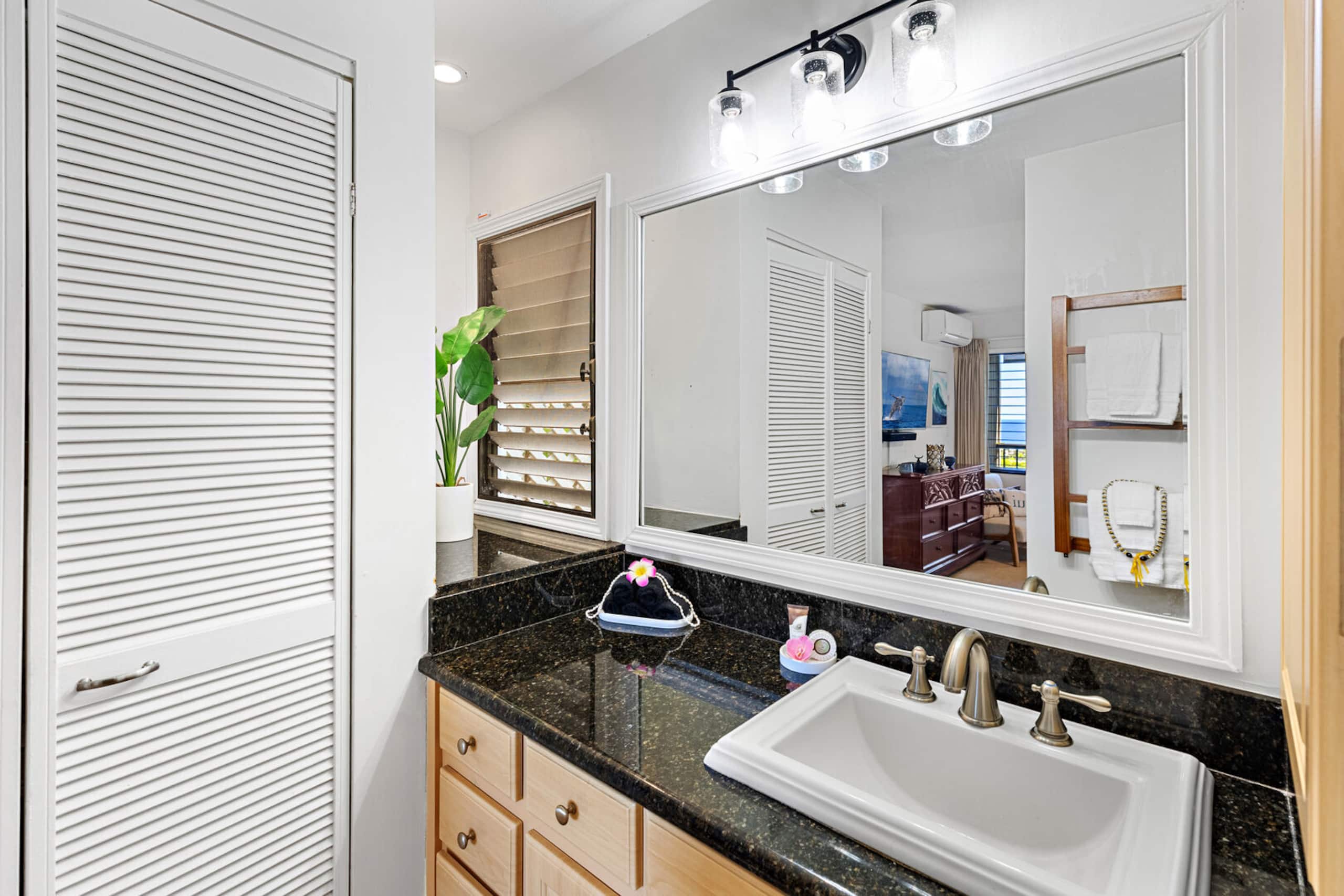 Condo in Kihei · ★4.95 · 1 bedroom · 2 beds · 2 private baths - Image 27
