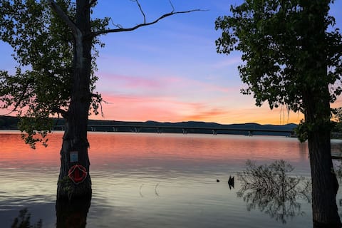 South Shore Lake House Retreat