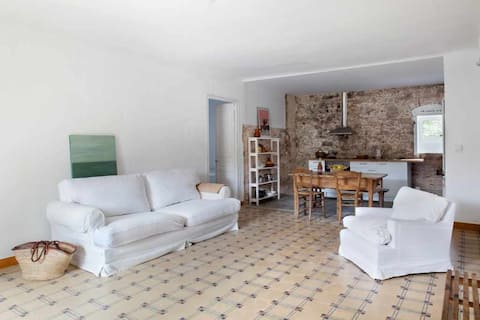 Pau's House. A beautiful house in a rural setting