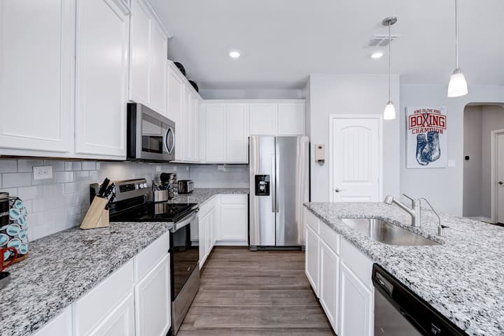 Overtime - A Birdy Vacation Rental - Dominion - San Antonio