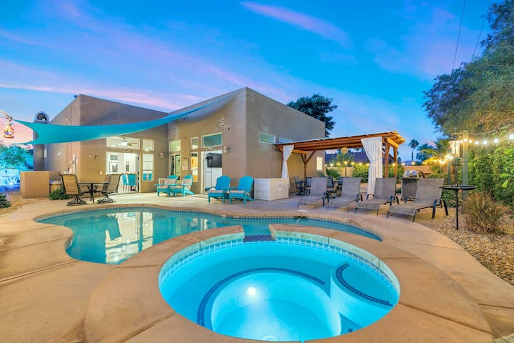 A Royal Oasis In The Desert With Pool, Spa And Epic Game Room! - Bermuda Dunes, CA