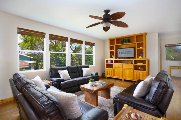 8 Bedroom Sleep 16 – A/C BlockTo Poipu Swim Beach gallery image 2