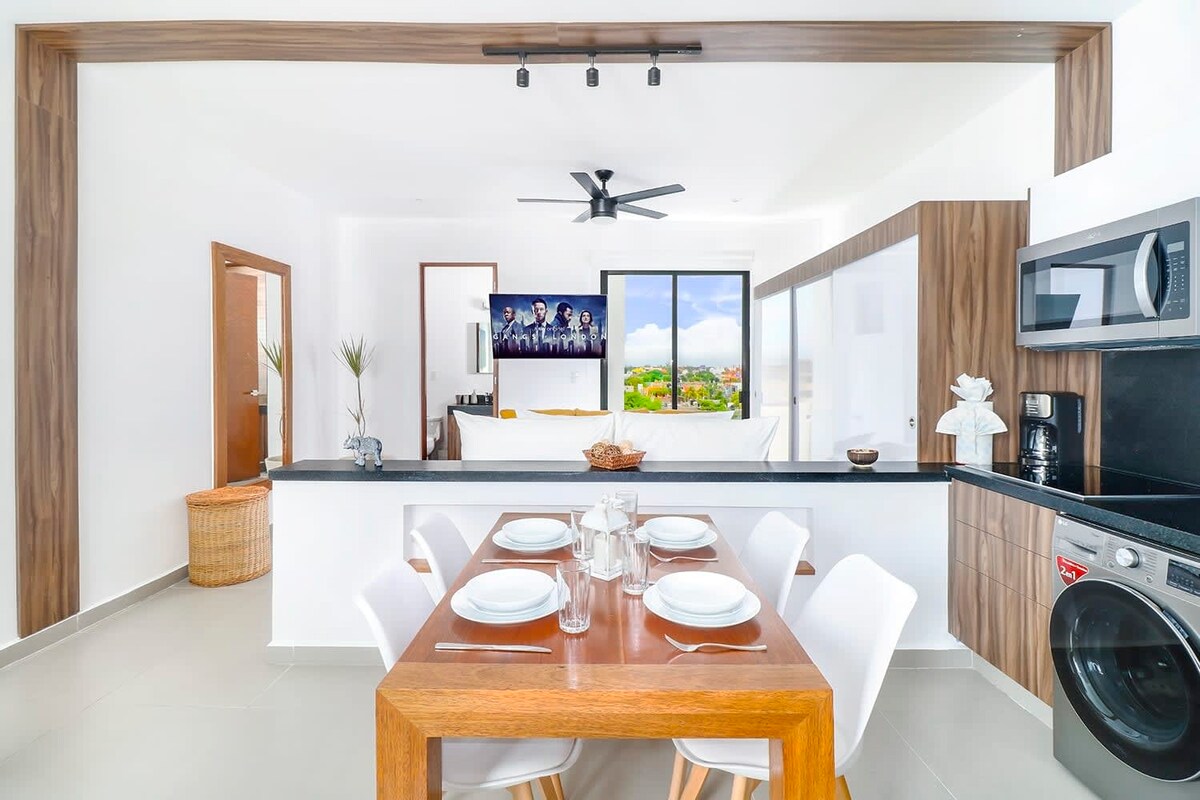 Popular Airbnb listing: Charming Pet-Friendly Studio with City Views! in Infonavit Colosio