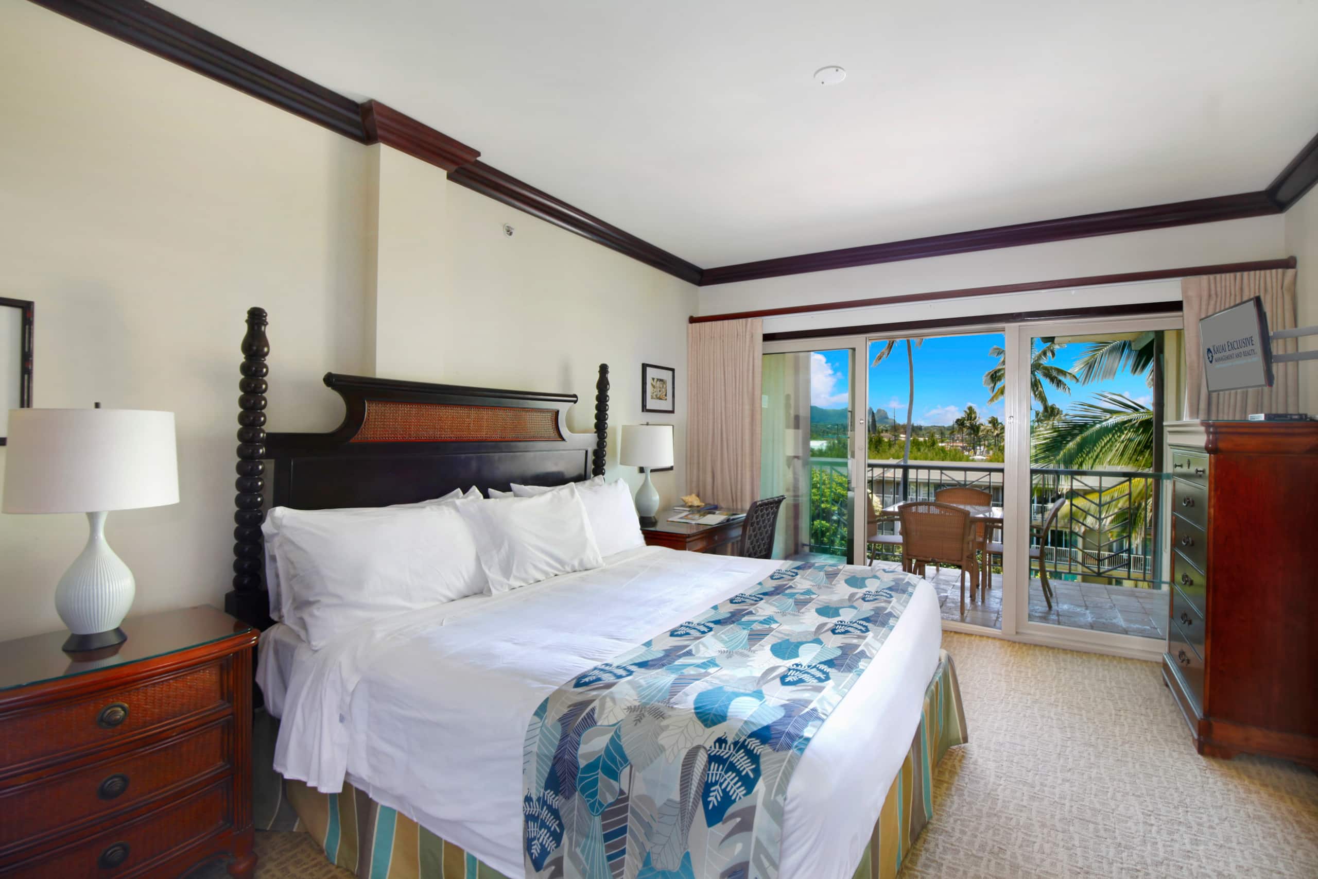 Penthouse Steps to Beach, Pool, Shops & More w/ AC - Photo 2