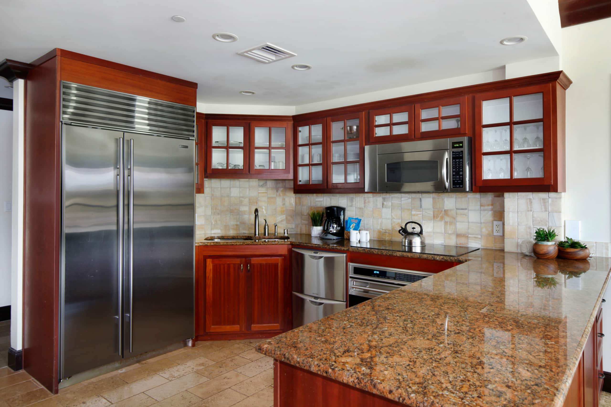 Penthouse Steps to Beach, Pool, Shops & More w/ AC - Photo 4