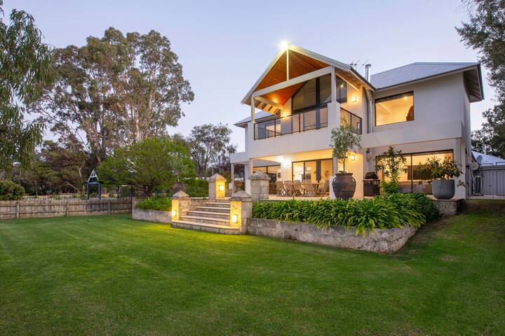 The Beach Club gallery image 2