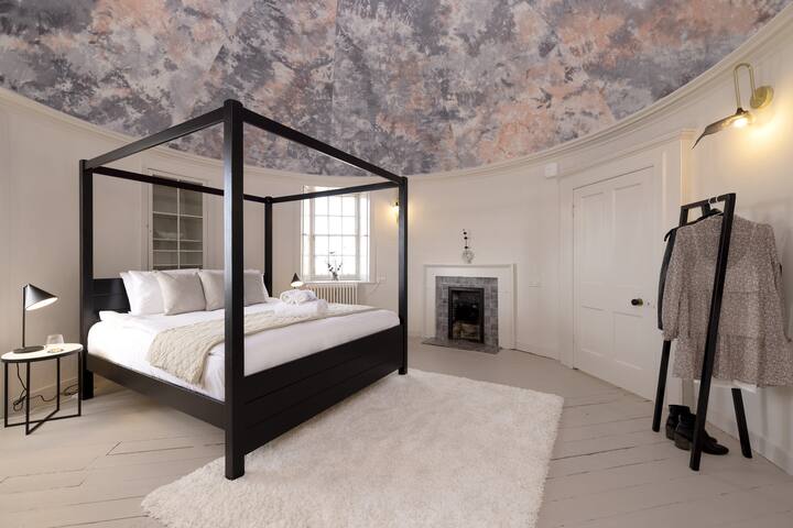 Observatory House gallery image 3