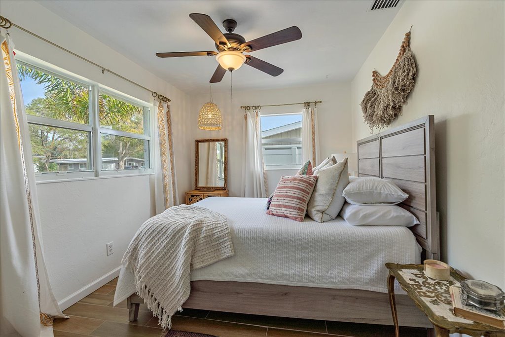 Chambre 2 - lit queen