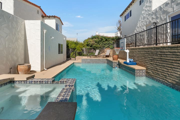 Stunning Ocean-view Oasis w/ Pool, Spa & Patio gallery image 5