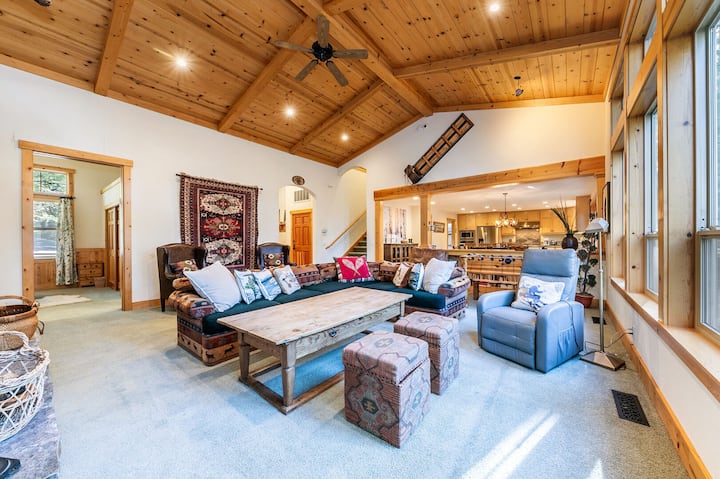 Indian Hills At Northstar- Hot Tub, Hoa Pool, Gym, - Lake Tahoe