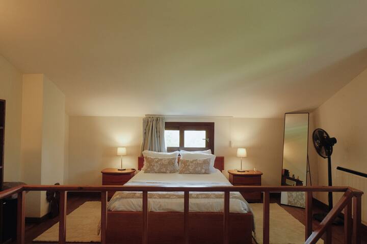 Casa da Alvarinha. Privacy, Comfort and Nature. gallery image 5