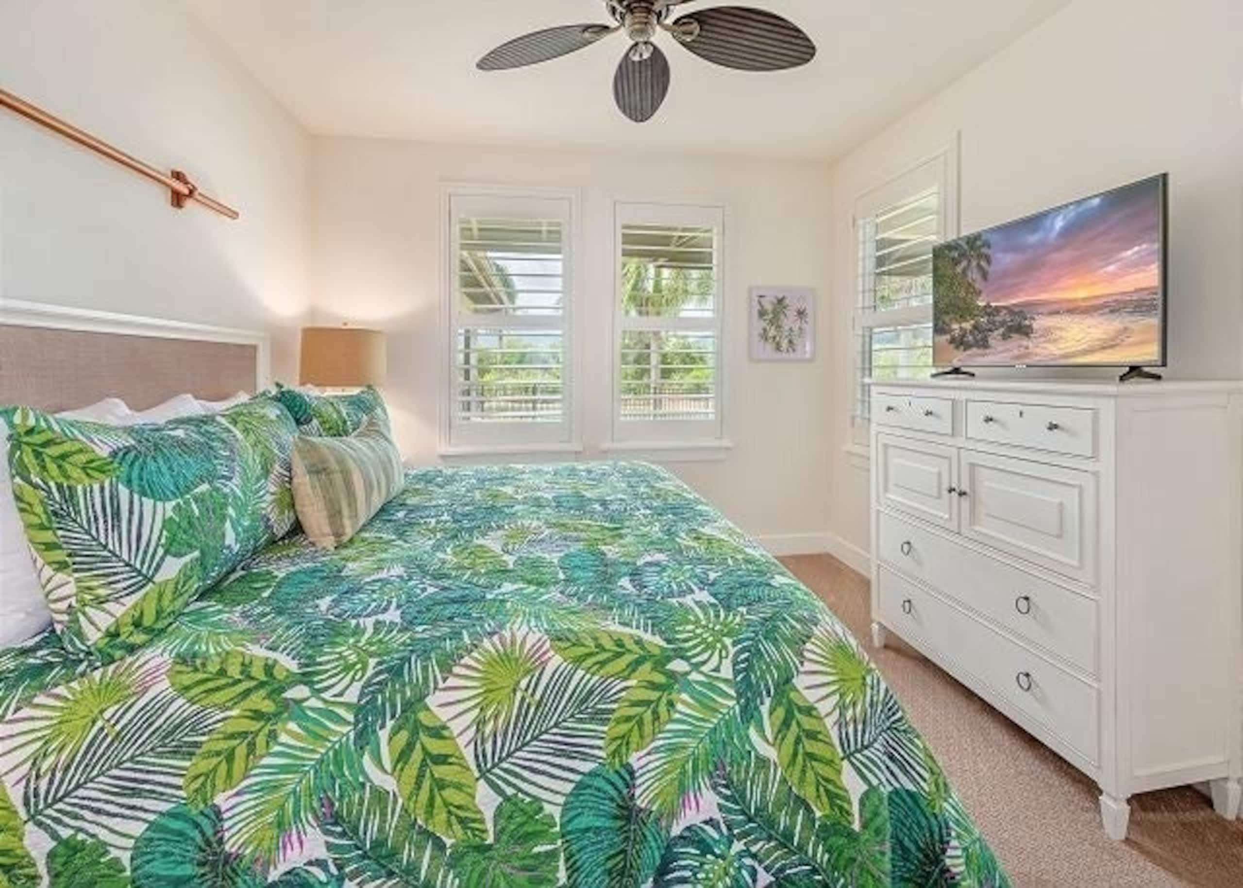 Townhouse in Koloa · ★4.94 · 4 bedrooms · 5 beds · 3.5 shared baths - Image 8