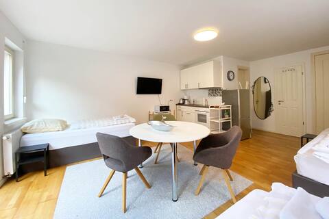 FR10 charming flat in Kelkheim