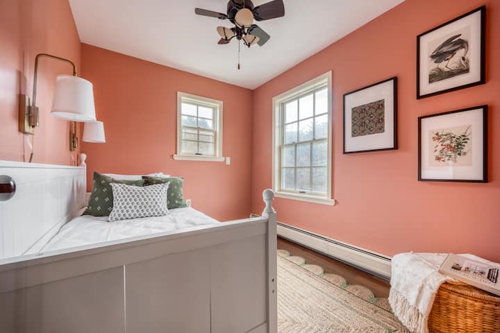 Bedroom 2 features 2 twin beds and a trundle bed.