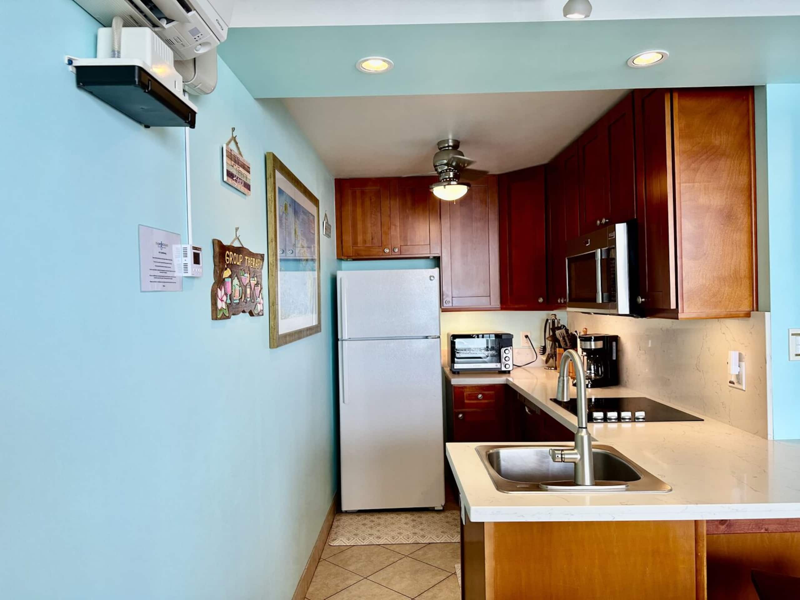 Condo in Lahaina · ★4.61 · 2 bedrooms · 3 beds · 2 private baths - Image 15